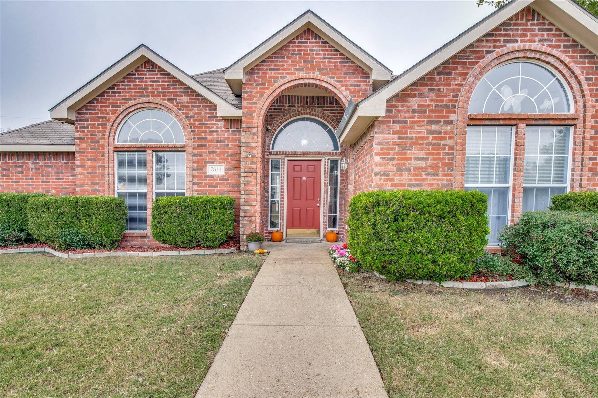 Rowlett, TX 75089,7014 Montego Drive