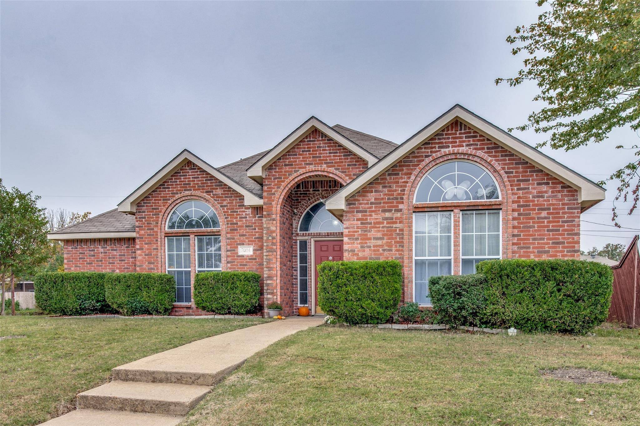 Rowlett, TX 75089,7014 Montego Drive