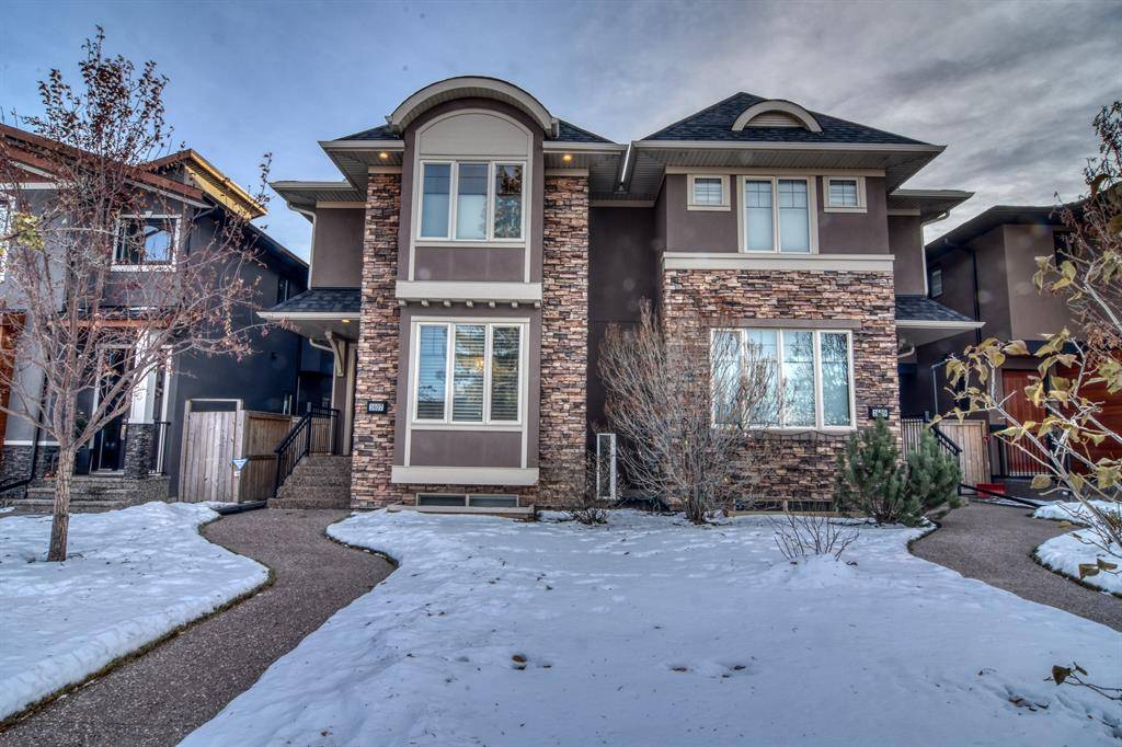 Calgary, AB T2M1B2,1607 19 AVE NW