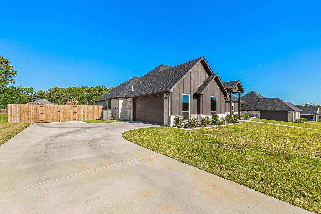 Tyler, TX 75703,14424 County Road 192