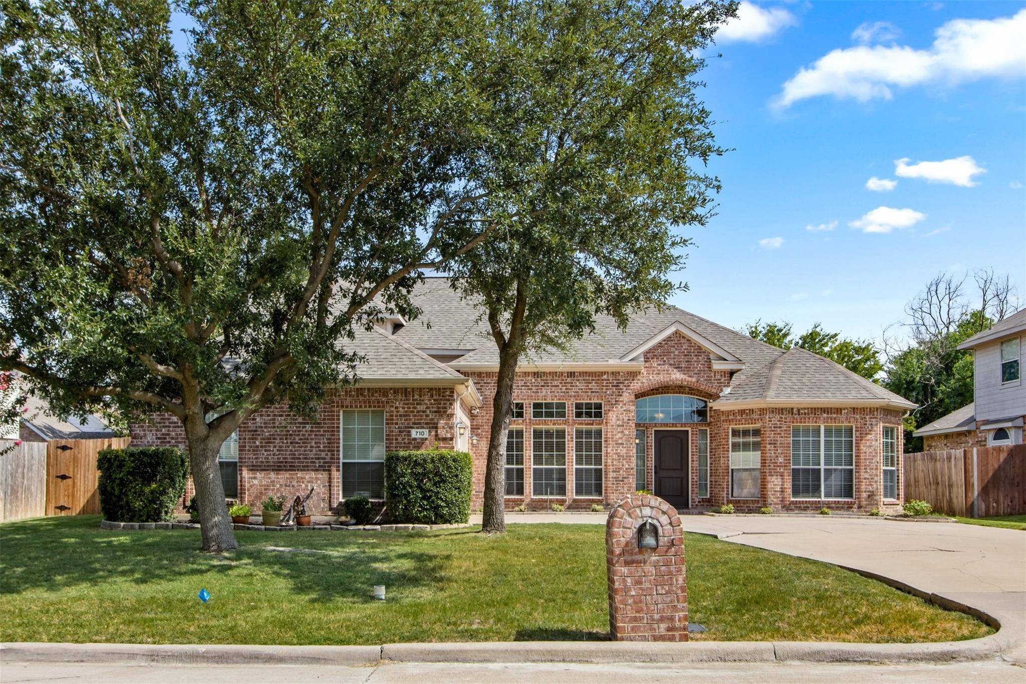 Mansfield, TX 76063,710 Manchester Drive