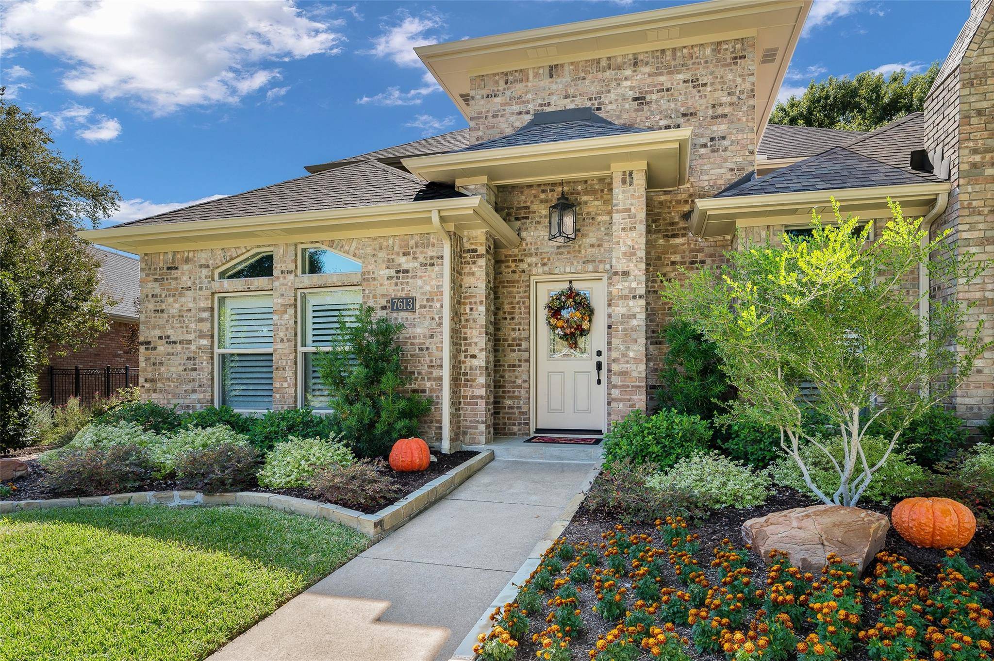 Plano, TX 75025,7613 Waasland Drive