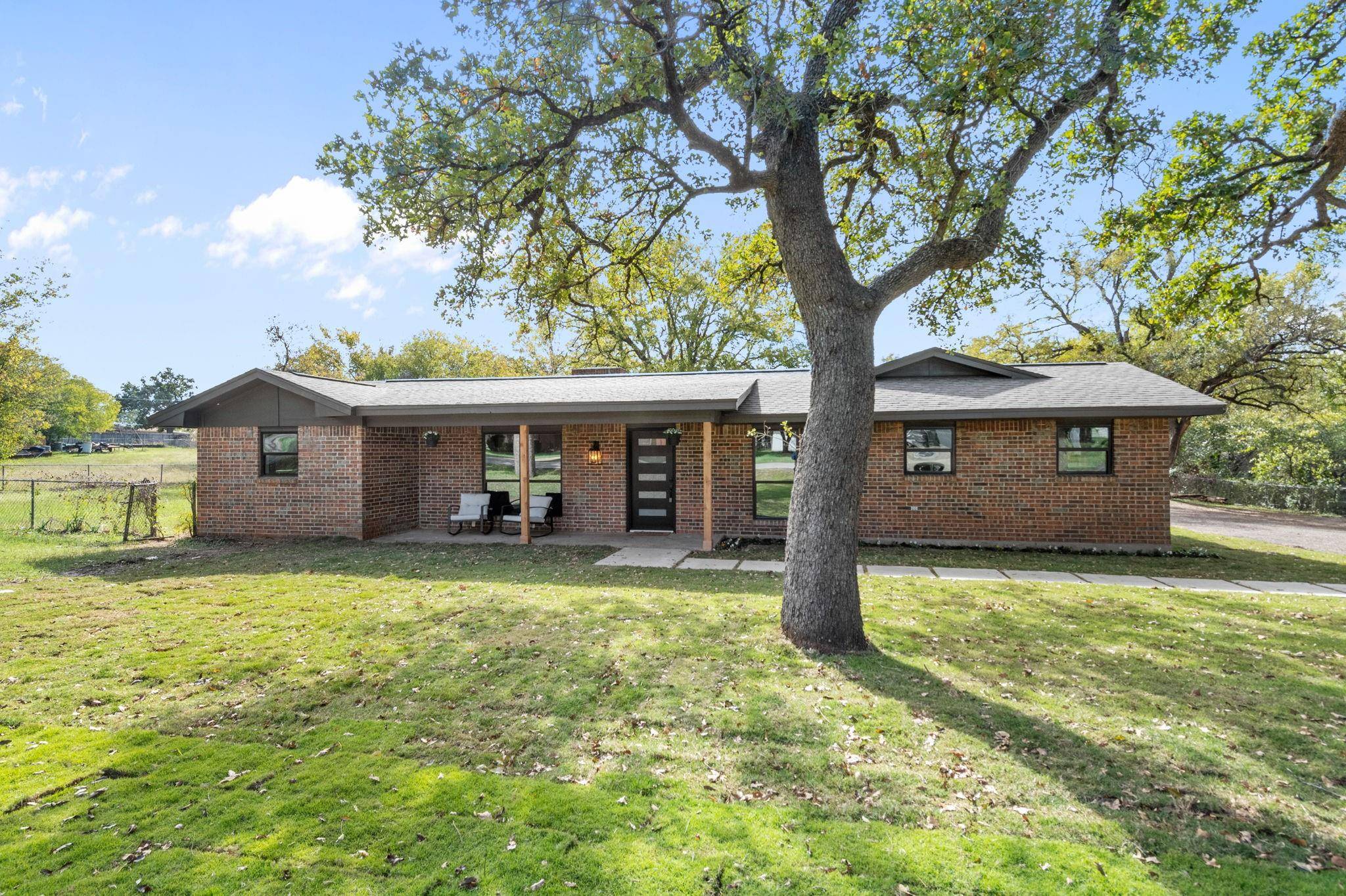 Azle, TX 76020,725 Kerry Lane