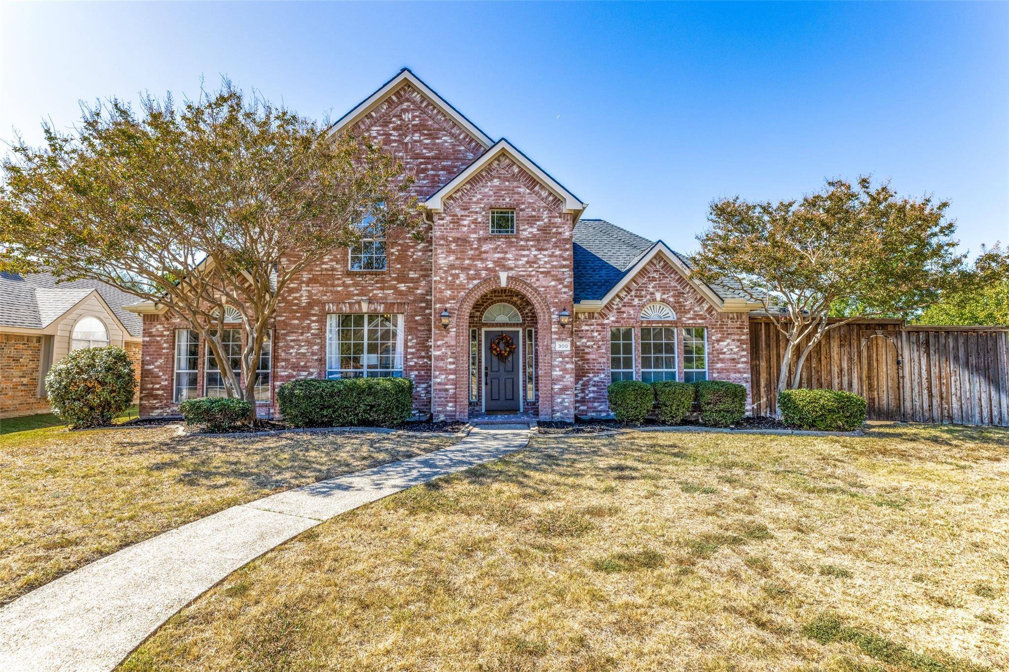 Allen, TX 75002,300 Worchester Lane