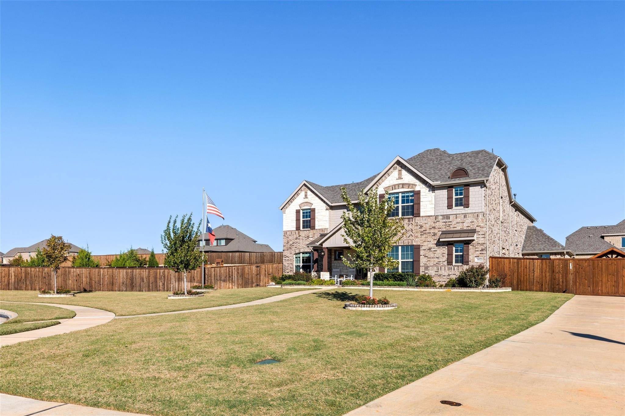 Sunnyvale, TX 75182,302 Crystal Cove