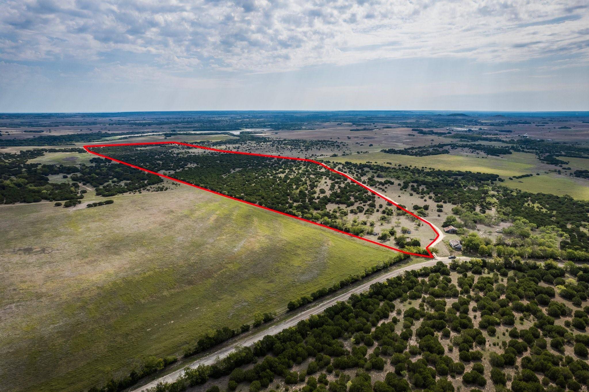 Iredell, TX 76649,000 Fm 216