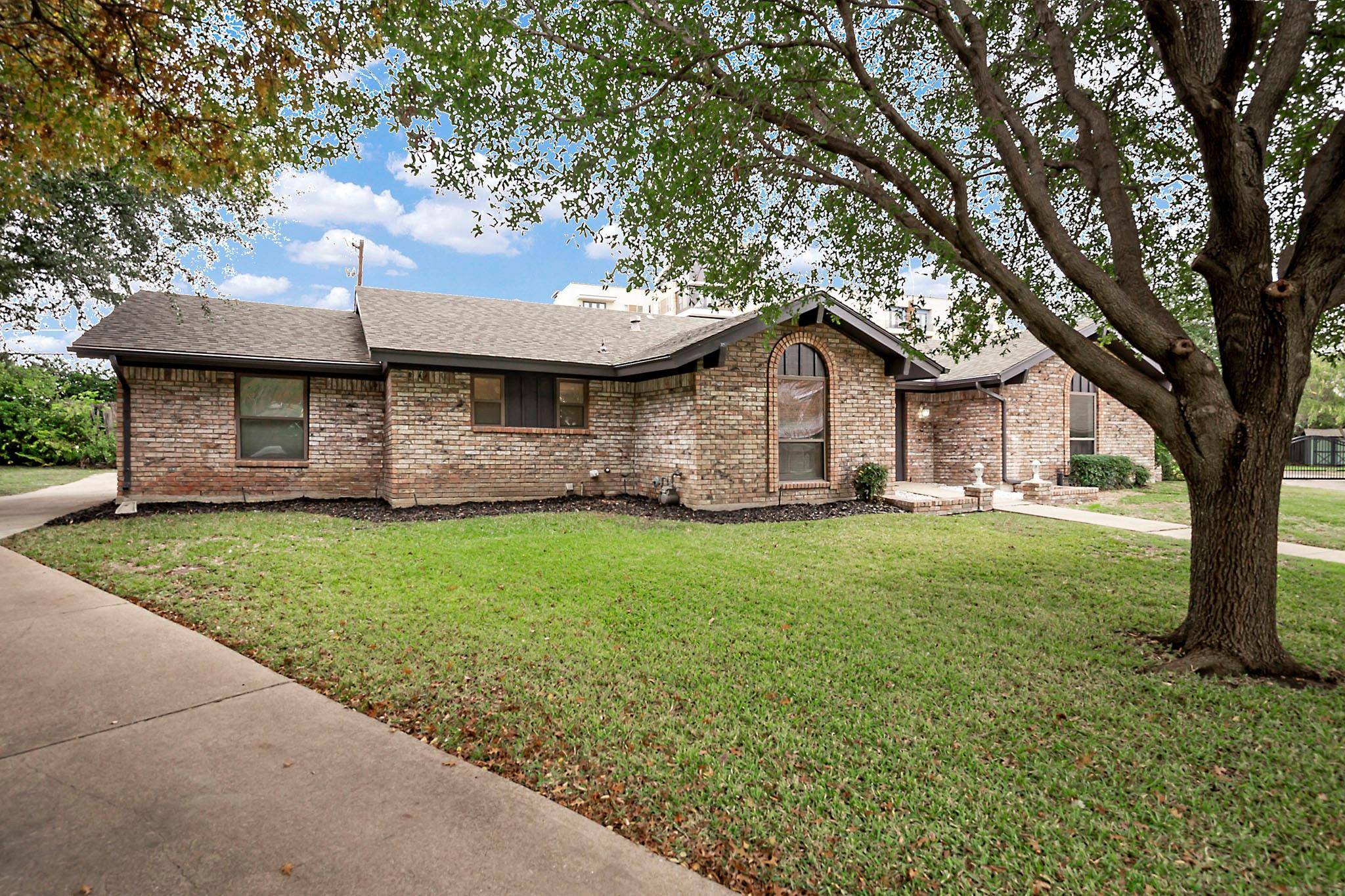 Farmers Branch, TX 75234,14034 Tanglewood Court