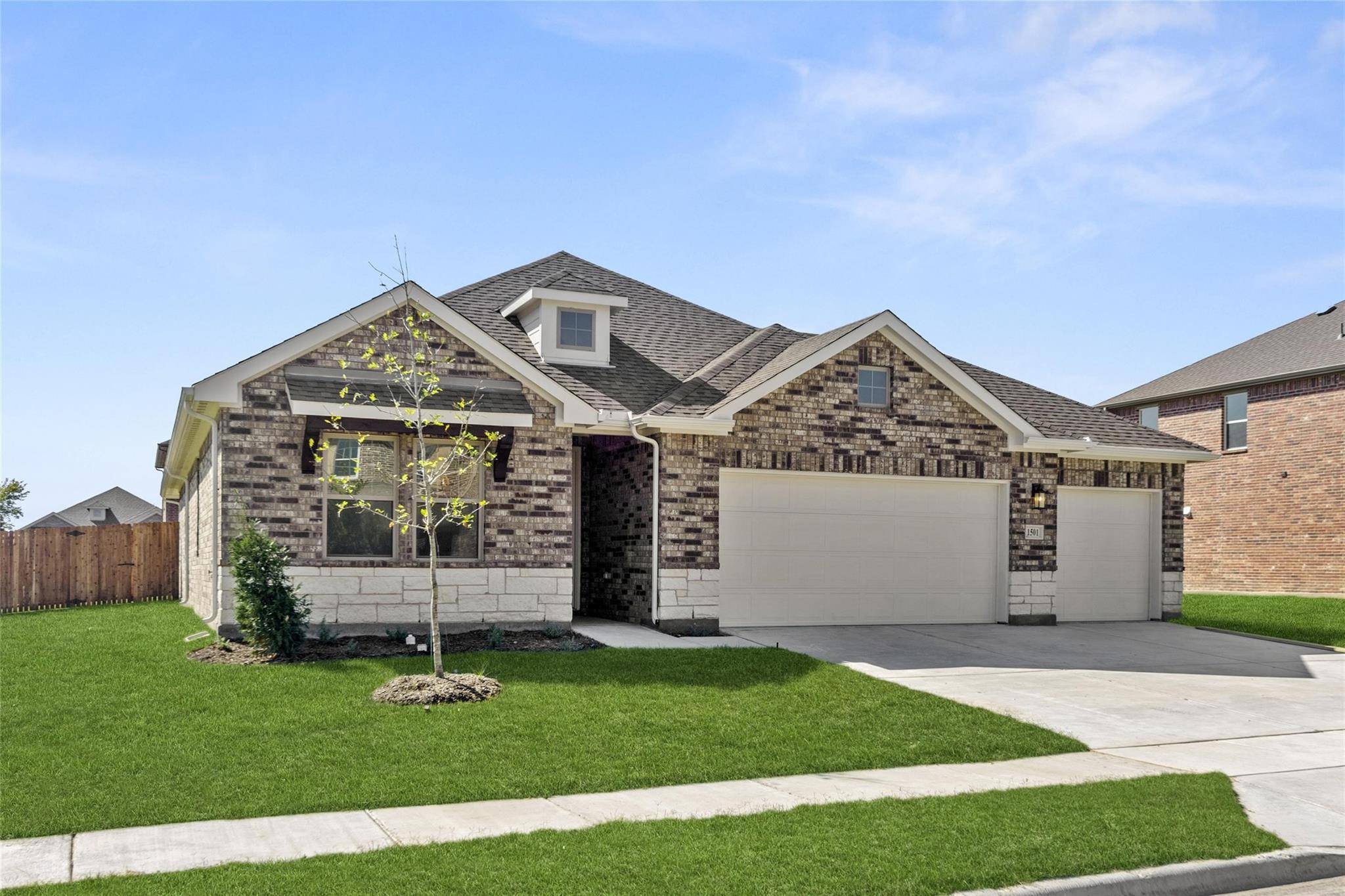 Fort Worth, TX 76052,1501 Gentle Creek Lane