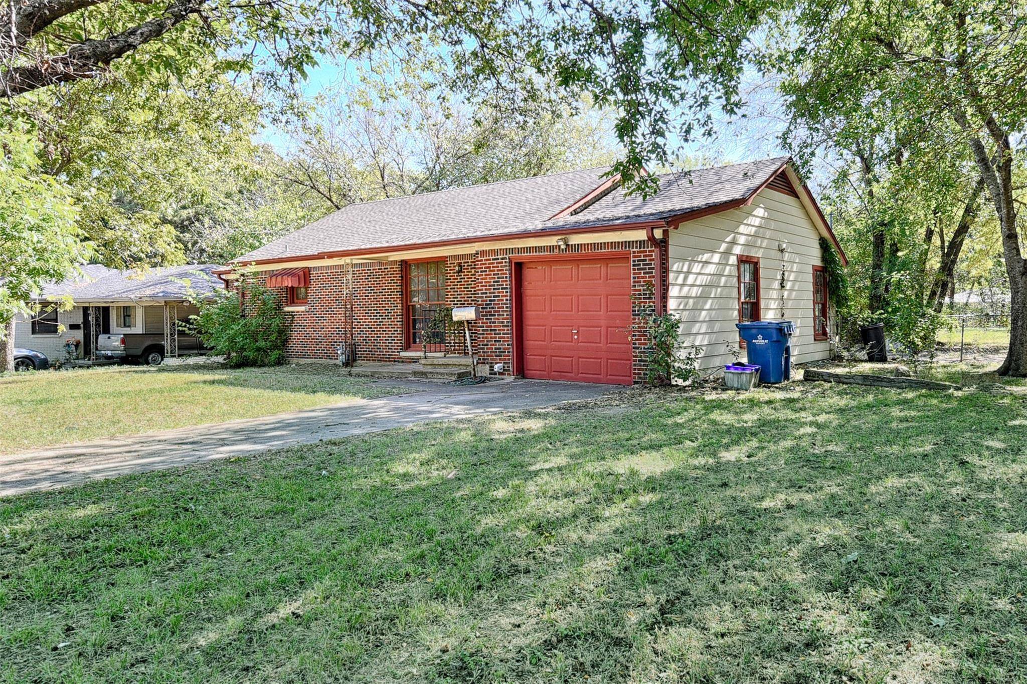 Seagoville, TX 75159,204 Glendale Avenue