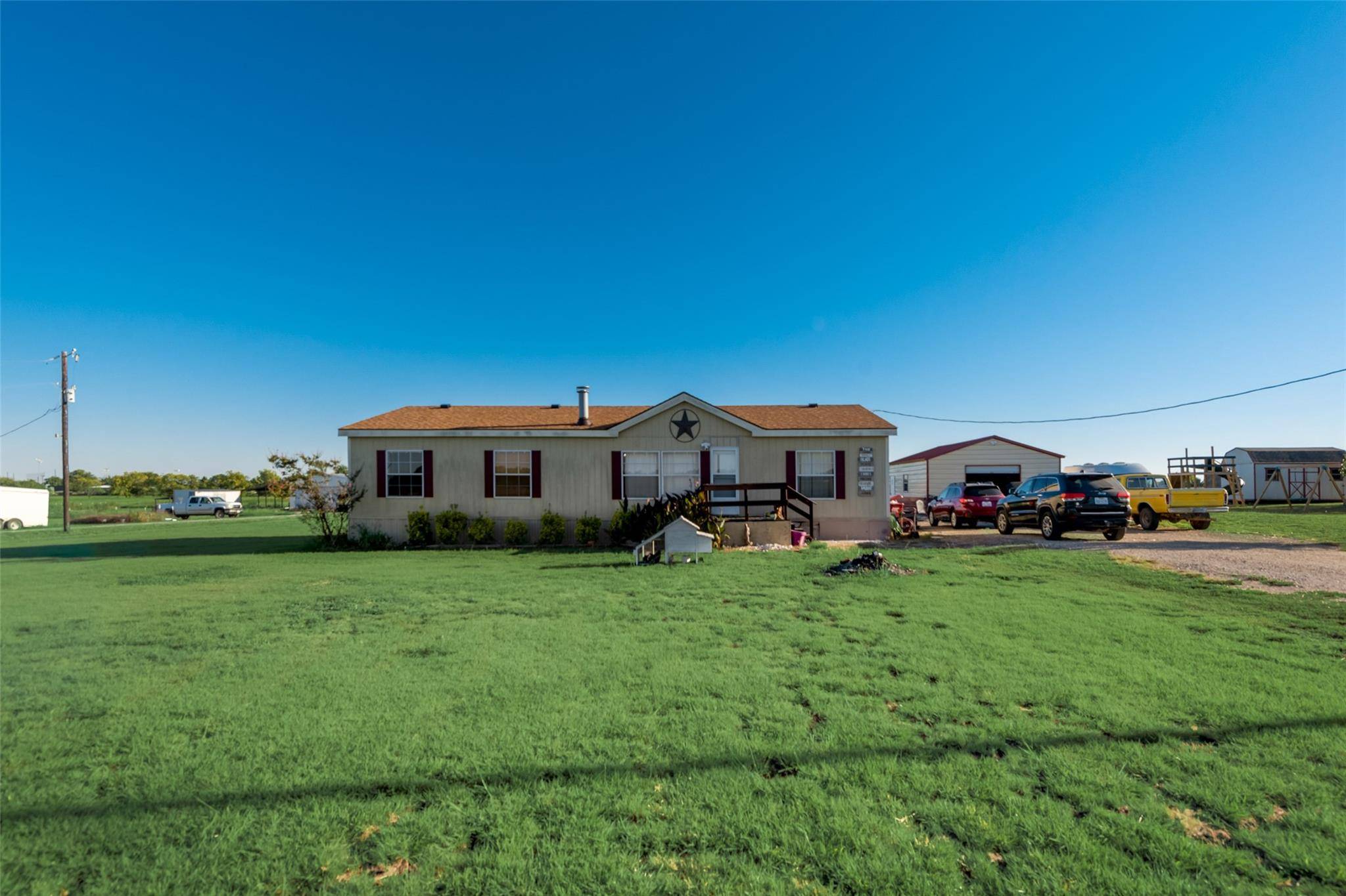 Whitewright, TX 75491,241 Skaggs Lane