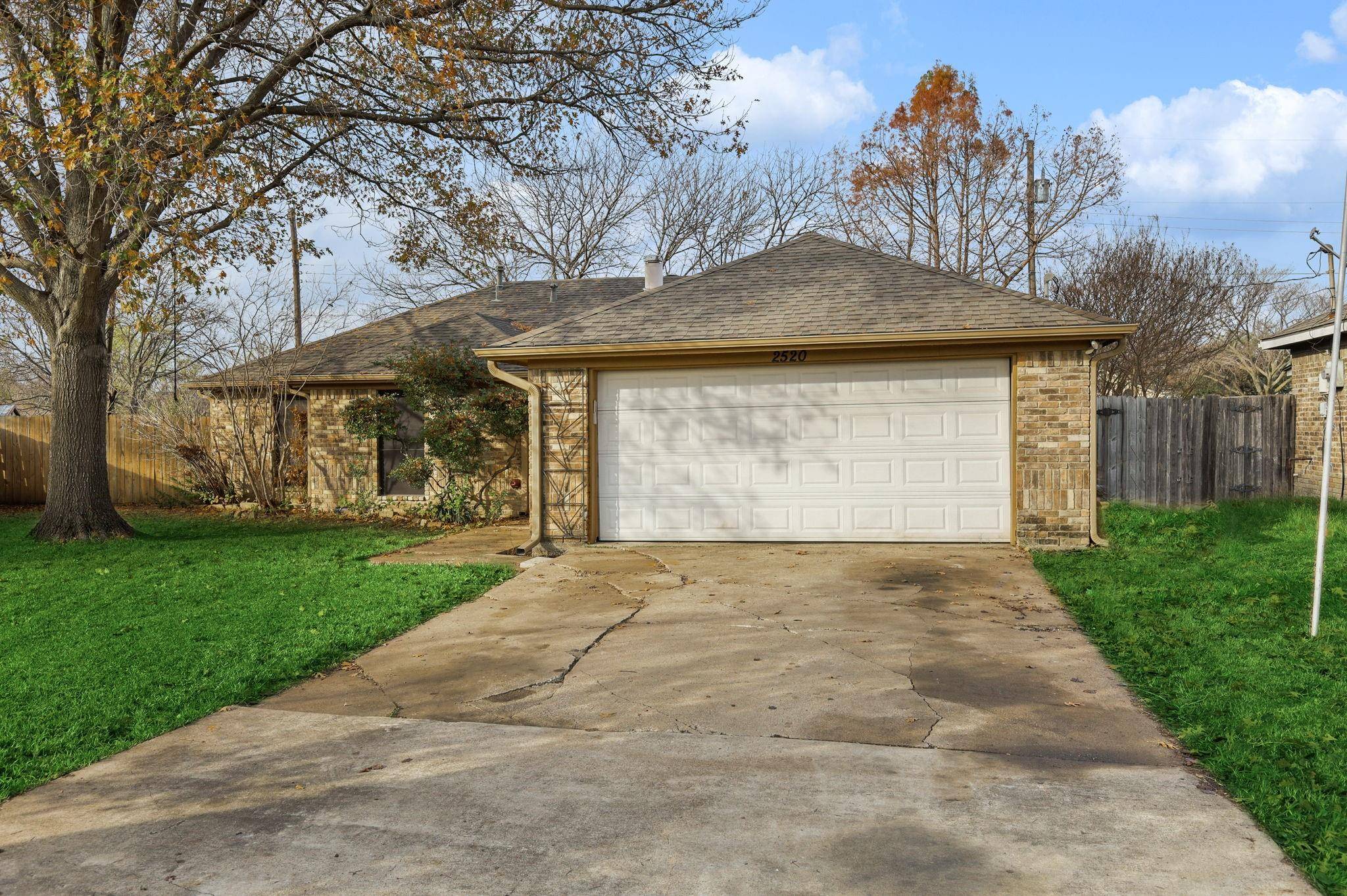 Sachse, TX 75048,2520 Herring Circle