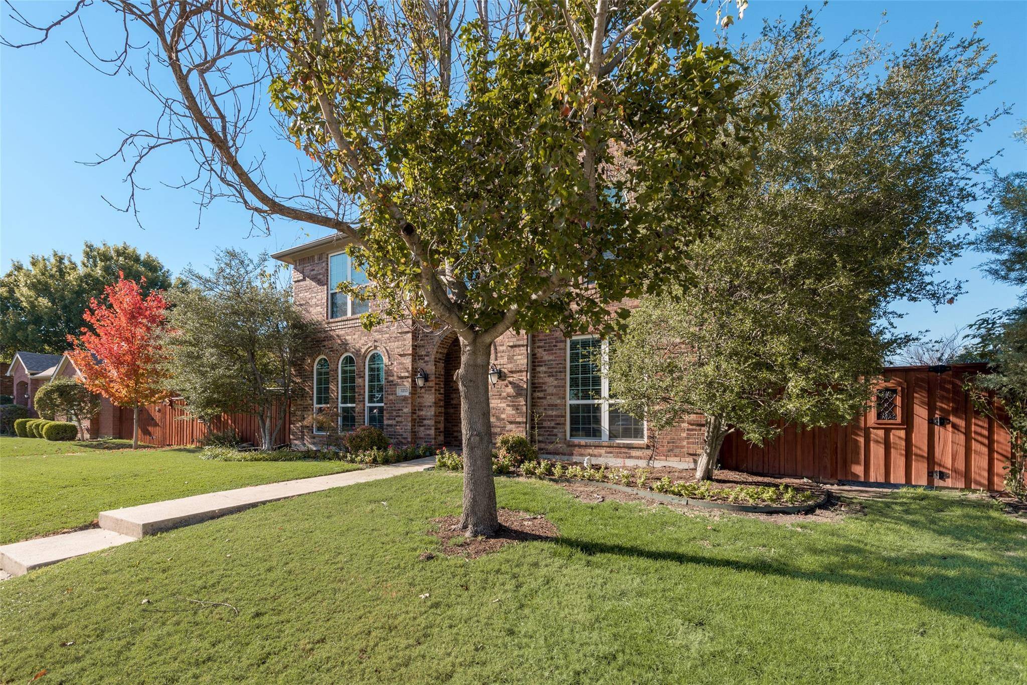 Rowlett, TX 75089,3213 Clearwood Lane