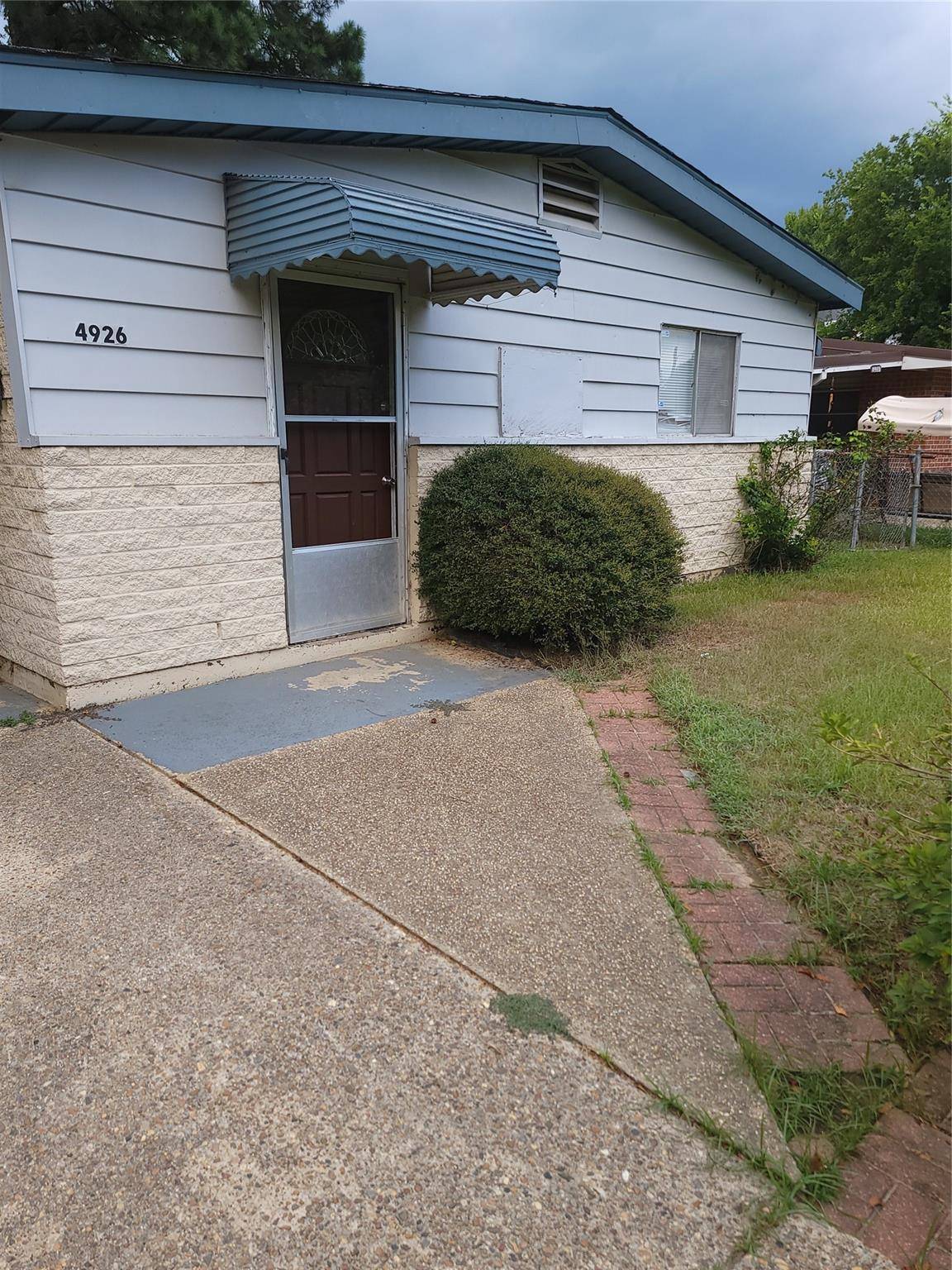 Shreveport, LA 71109,4926 Waters Place