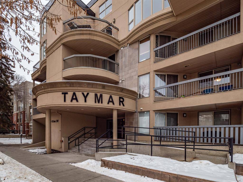 Calgary, AB T2S 0E1,317 19 AVE SW #405