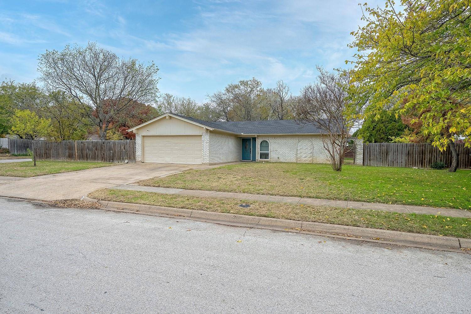 Saginaw, TX 76179,436 Meadow Street