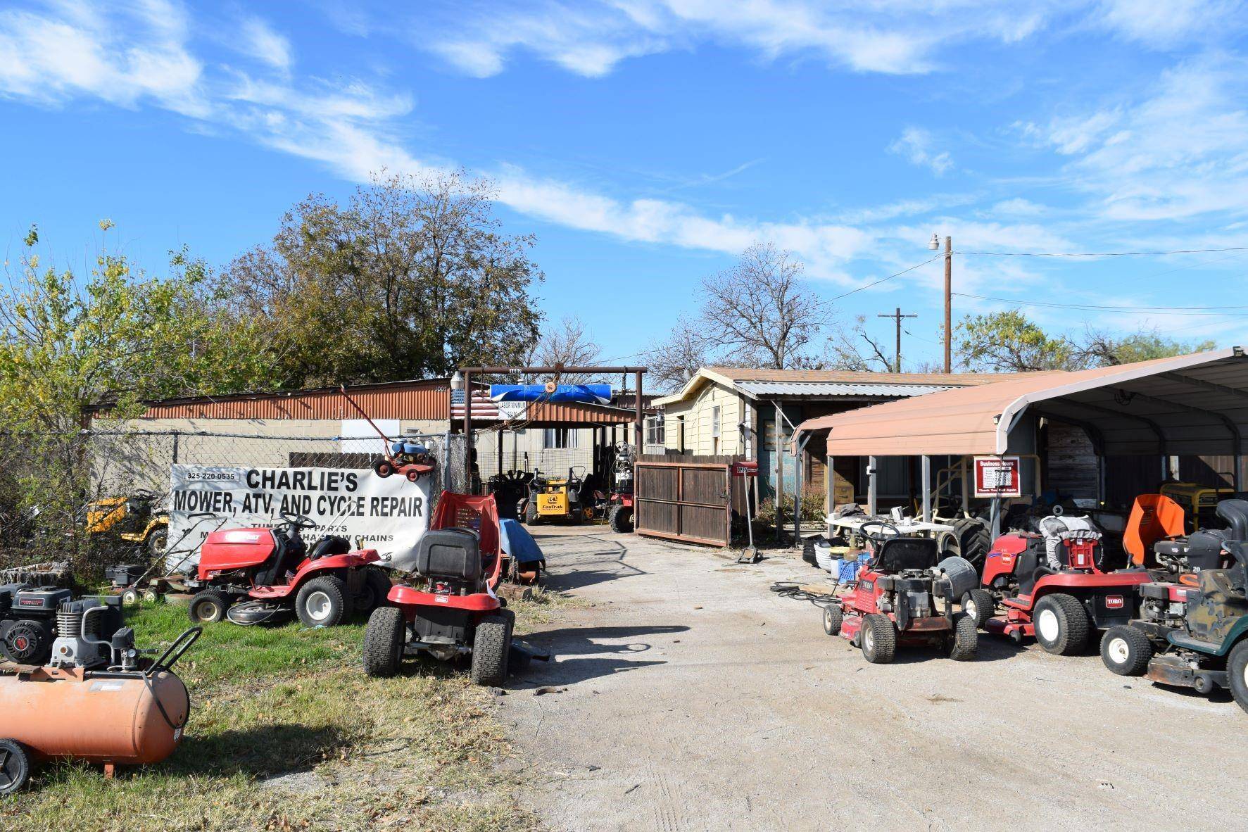 Coleman, TX 76834,1007 Hwy 84