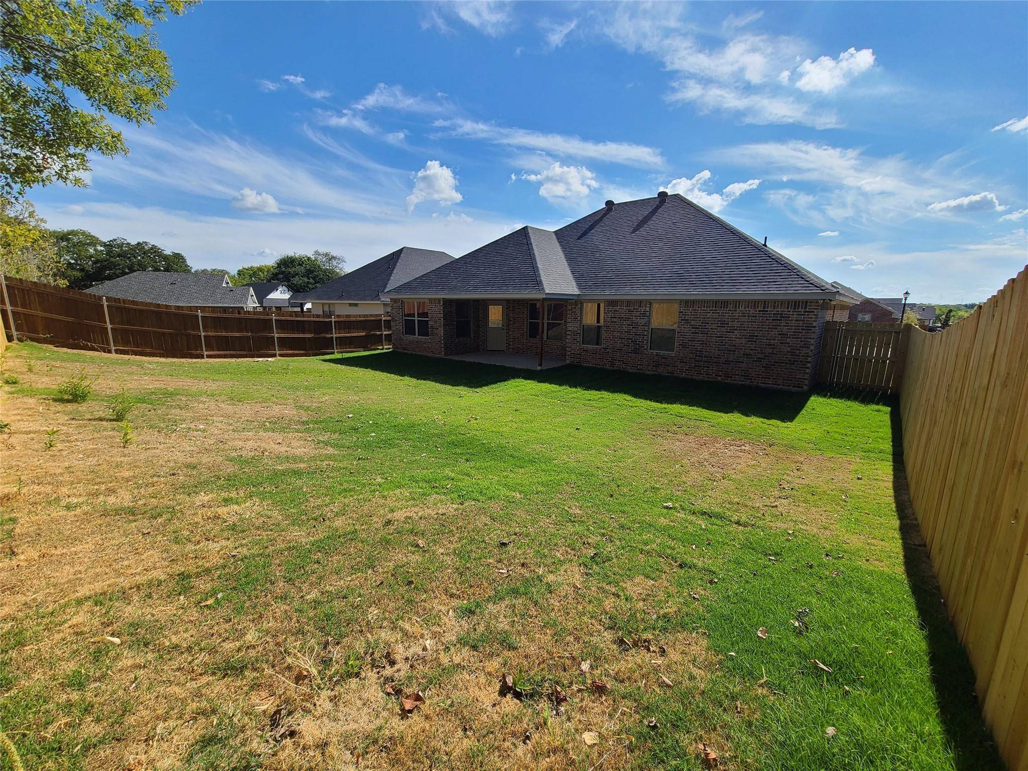 Weatherford, TX 76086,123 Clover Circle