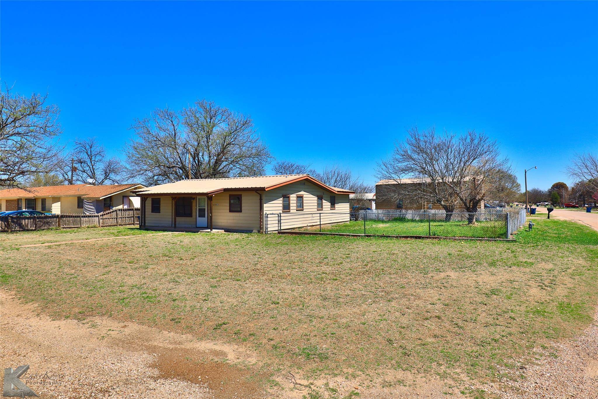 Clyde, TX 79510,727 Hunt Street