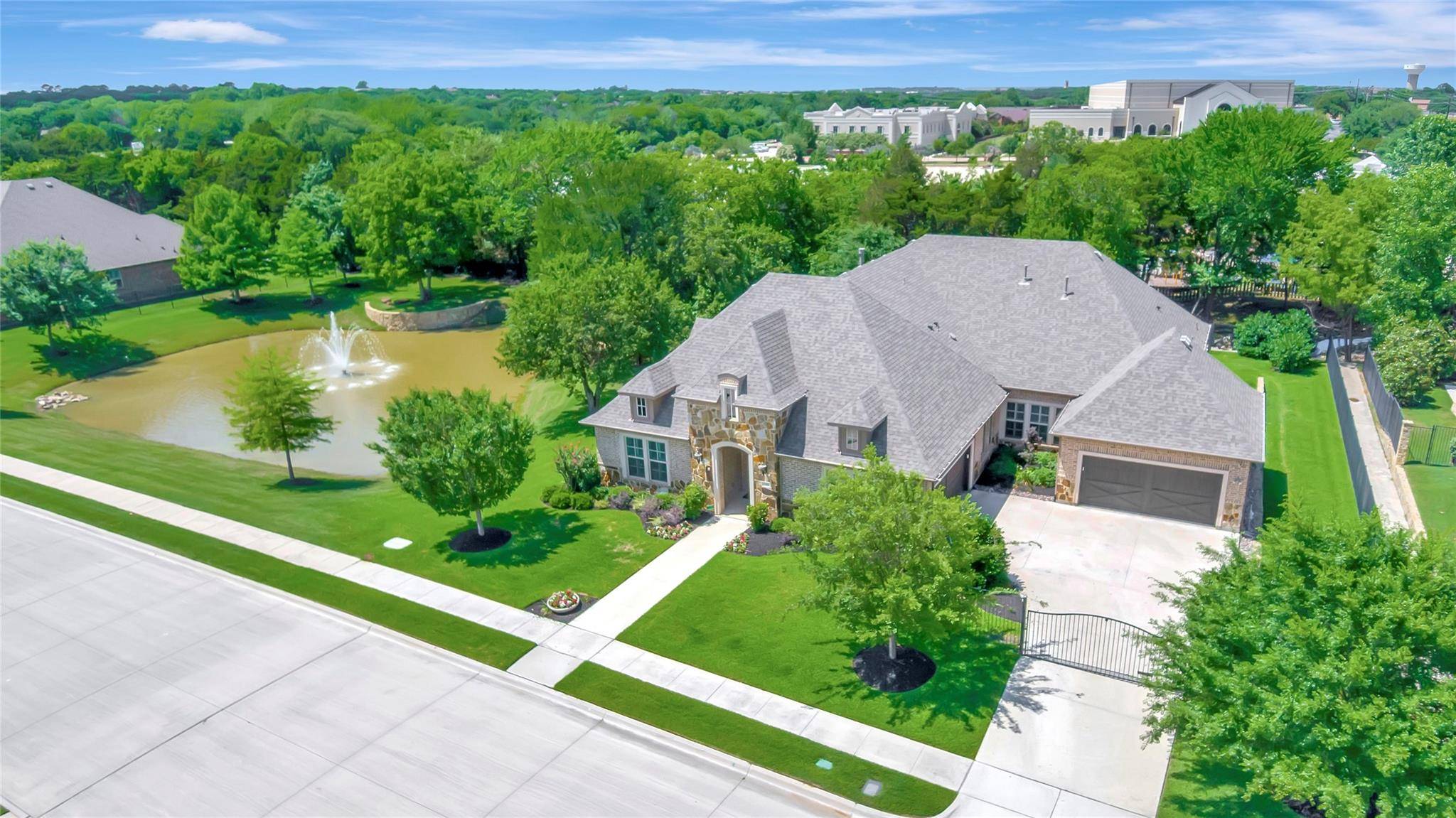 Southlake, TX 76092,300 Montrose Lane