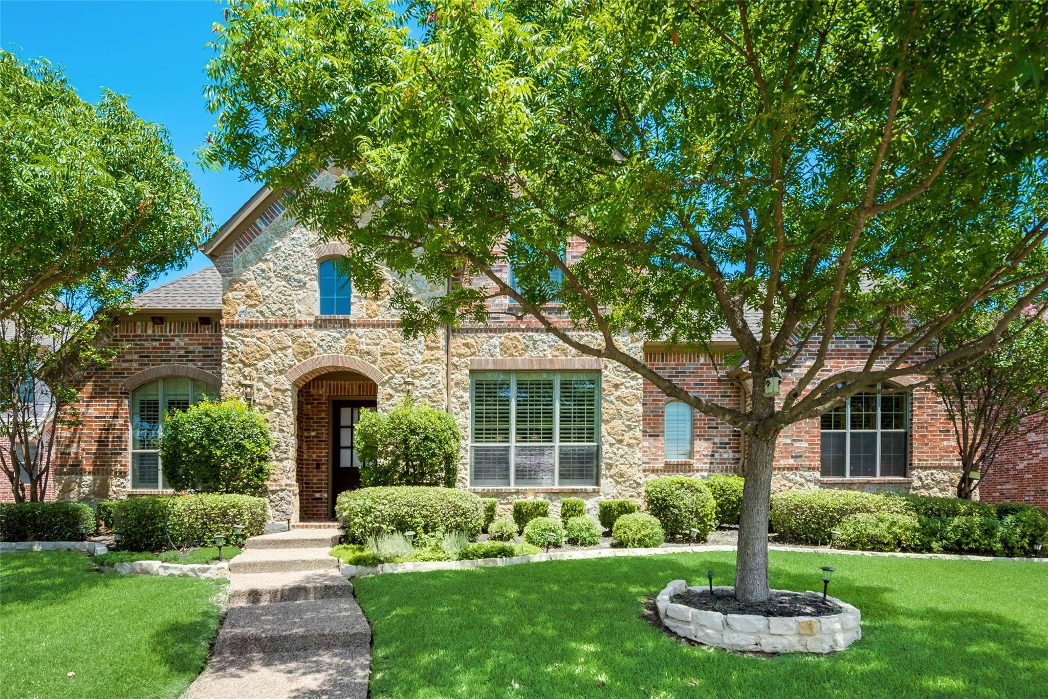 Keller, TX 76248,903 Shoreline Court