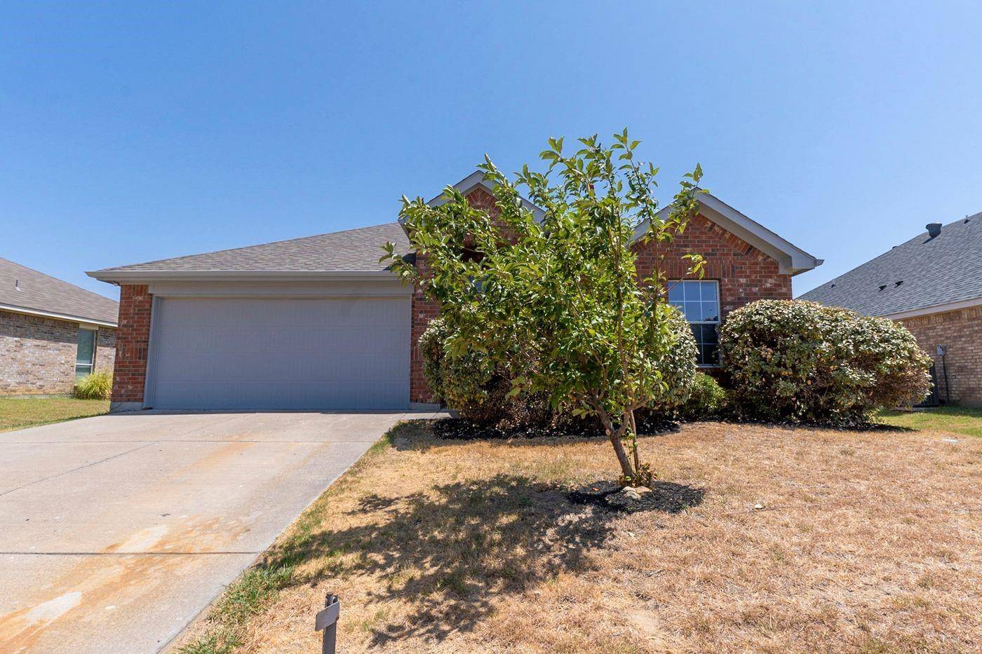 Burleson, TX 76028,1116 Hearthstone Drive