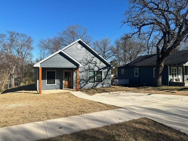 Denison, TX 75020,1131 W Owings Street