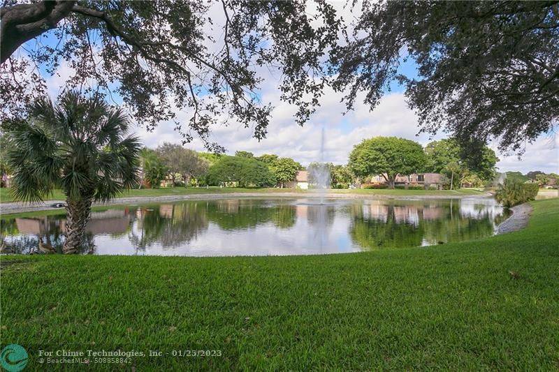 Delray Beach, FL 33445,2929 SW 22nd Cir  #32B