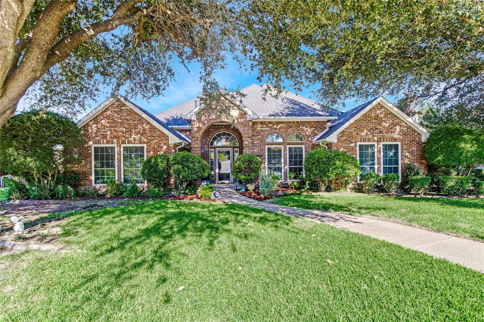 Rowlett, TX 75088,1701 Palomino Drive