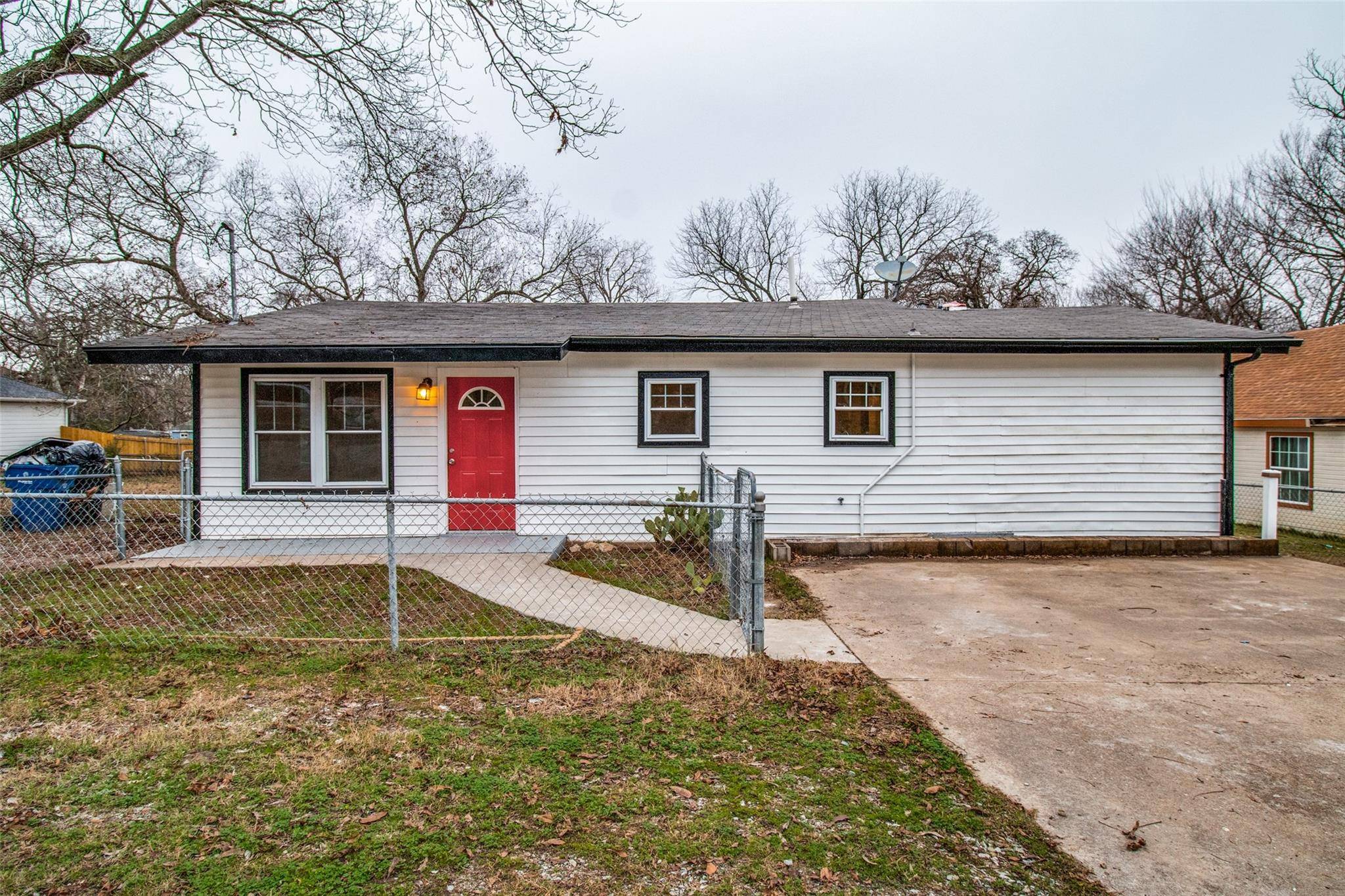 Denison, TX 75020,921 Baker Street