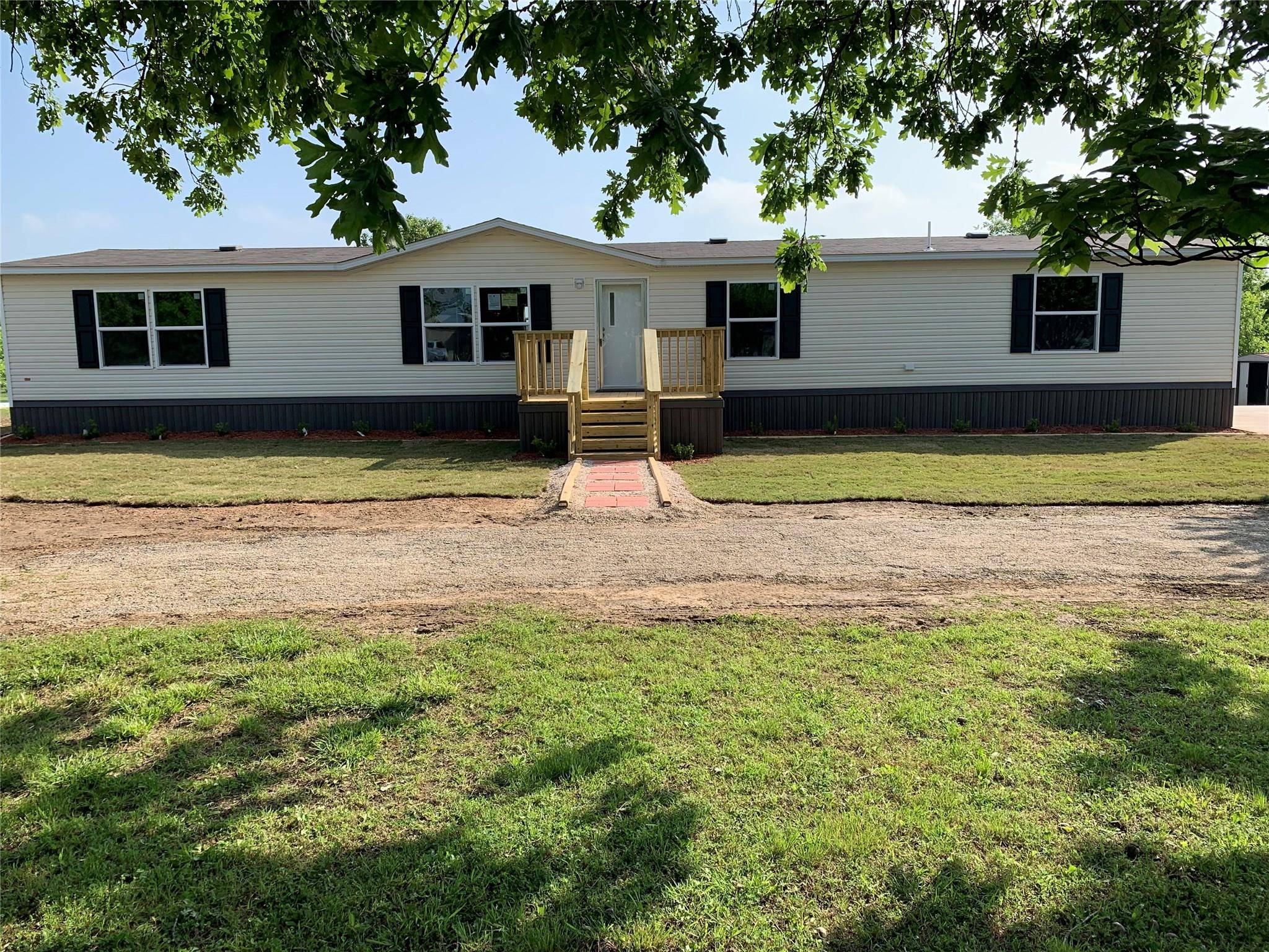 Alvarado, TX 76009,9432 Karens Corner