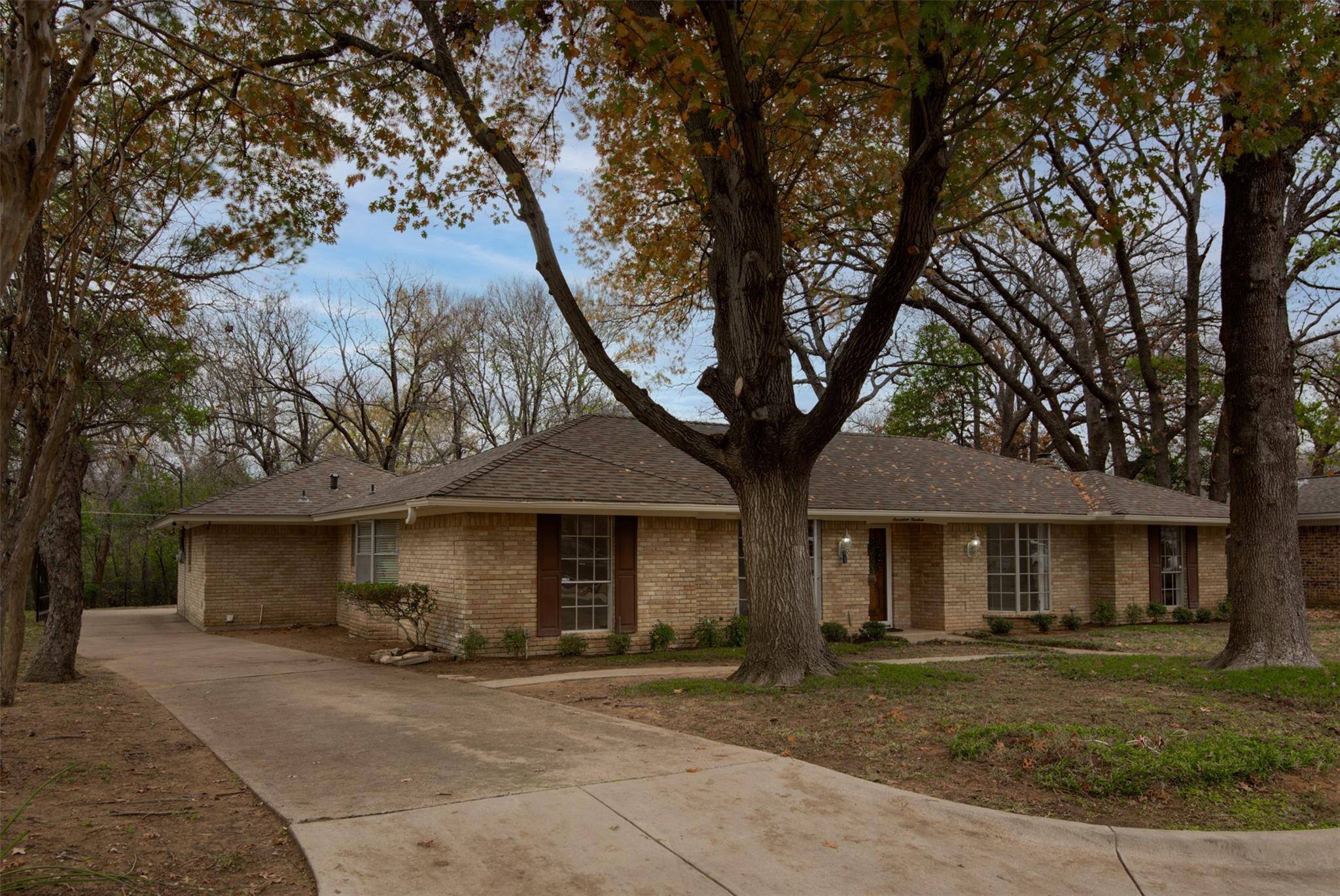 Arlington, TX 76010,1719 S Pecan Street