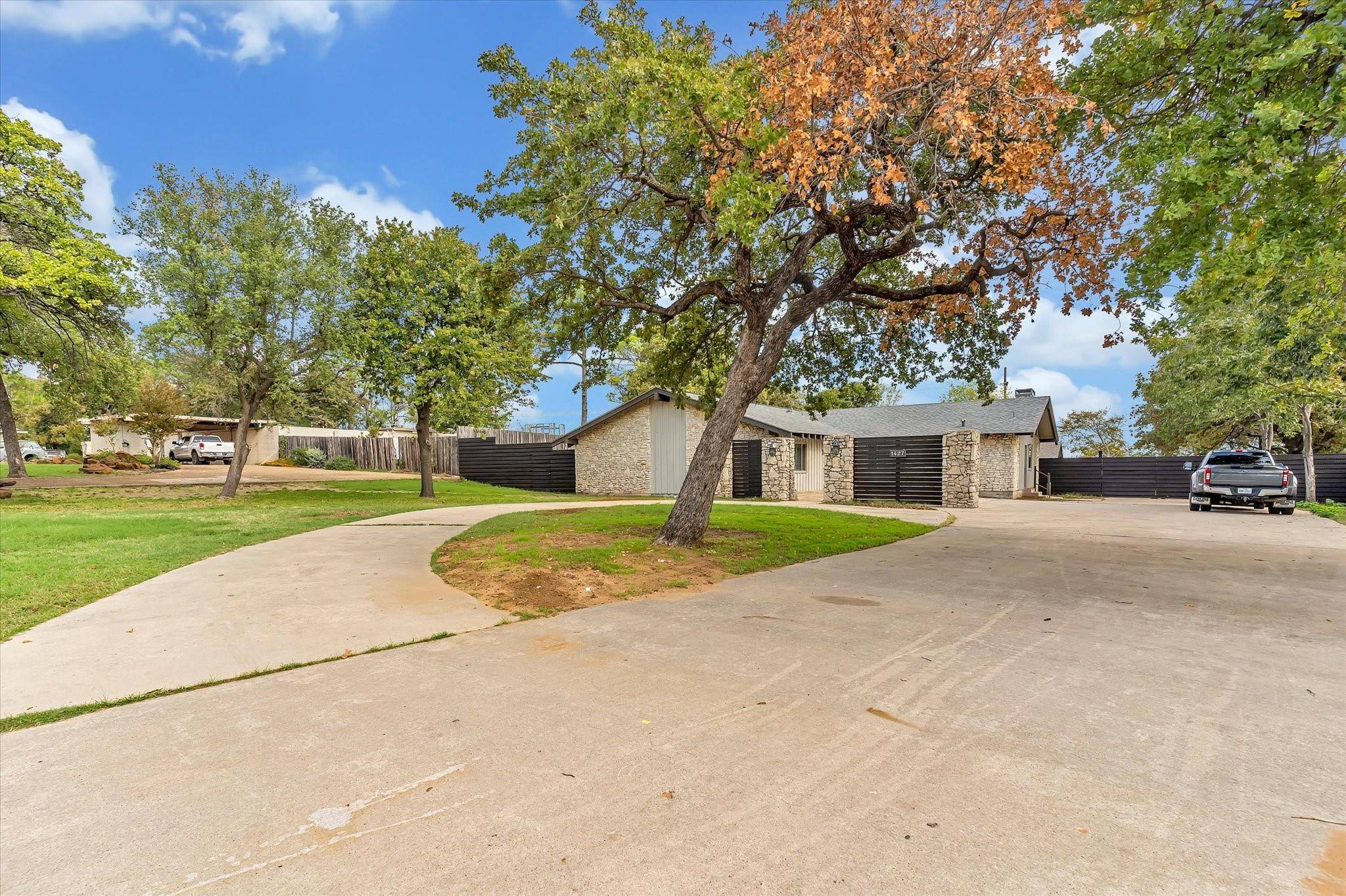 Denton, TX 76205,1427 Ridgecrest Circle