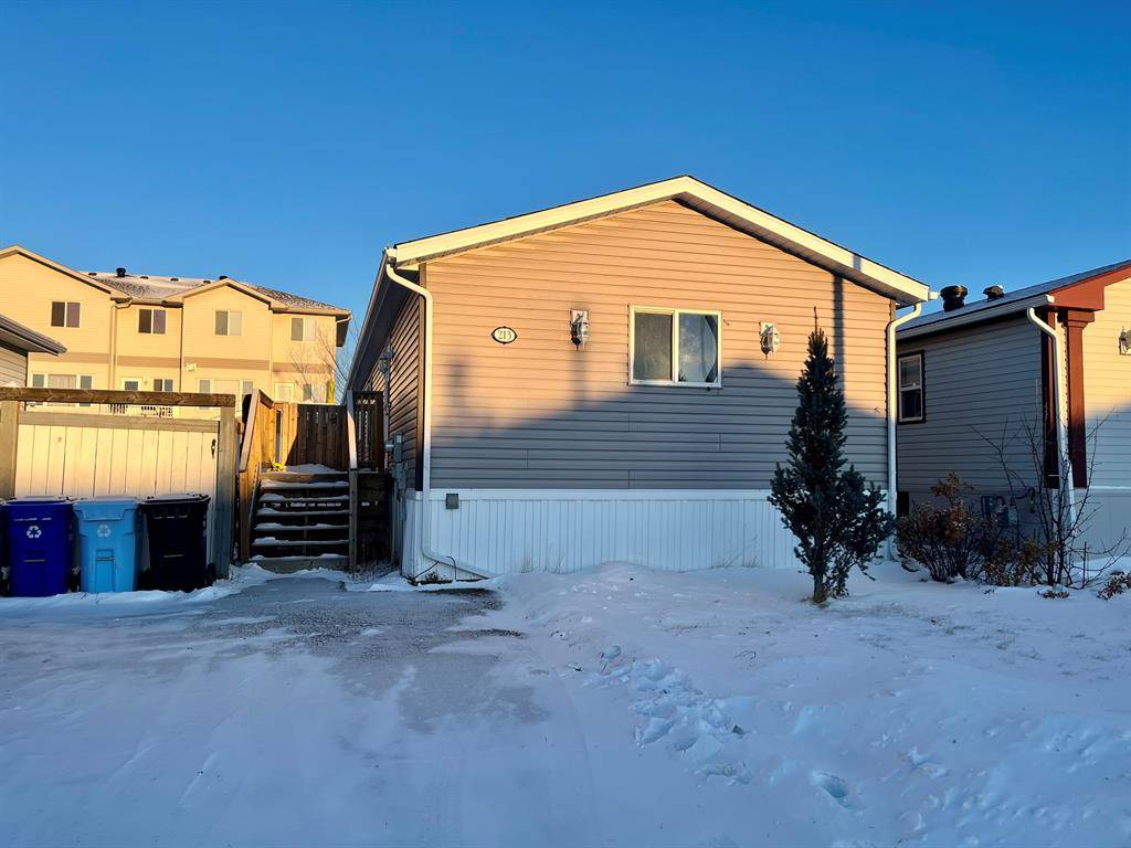 Fort Mcmurray, AB T9K 2M8,213 Mckinlay CRES