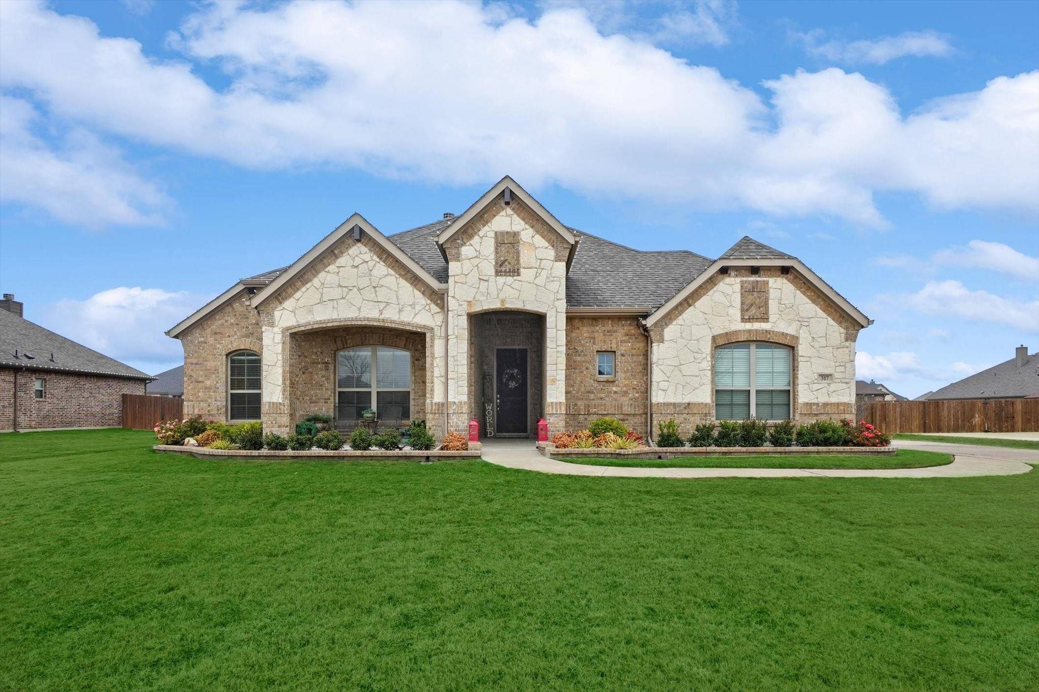 Waxahachie, TX 75165,317 Equestrian Drive