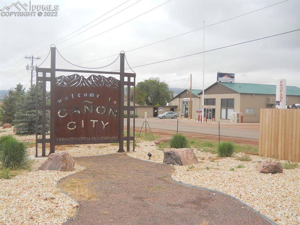 Canon City, CO 81212,3365 E Highway 50