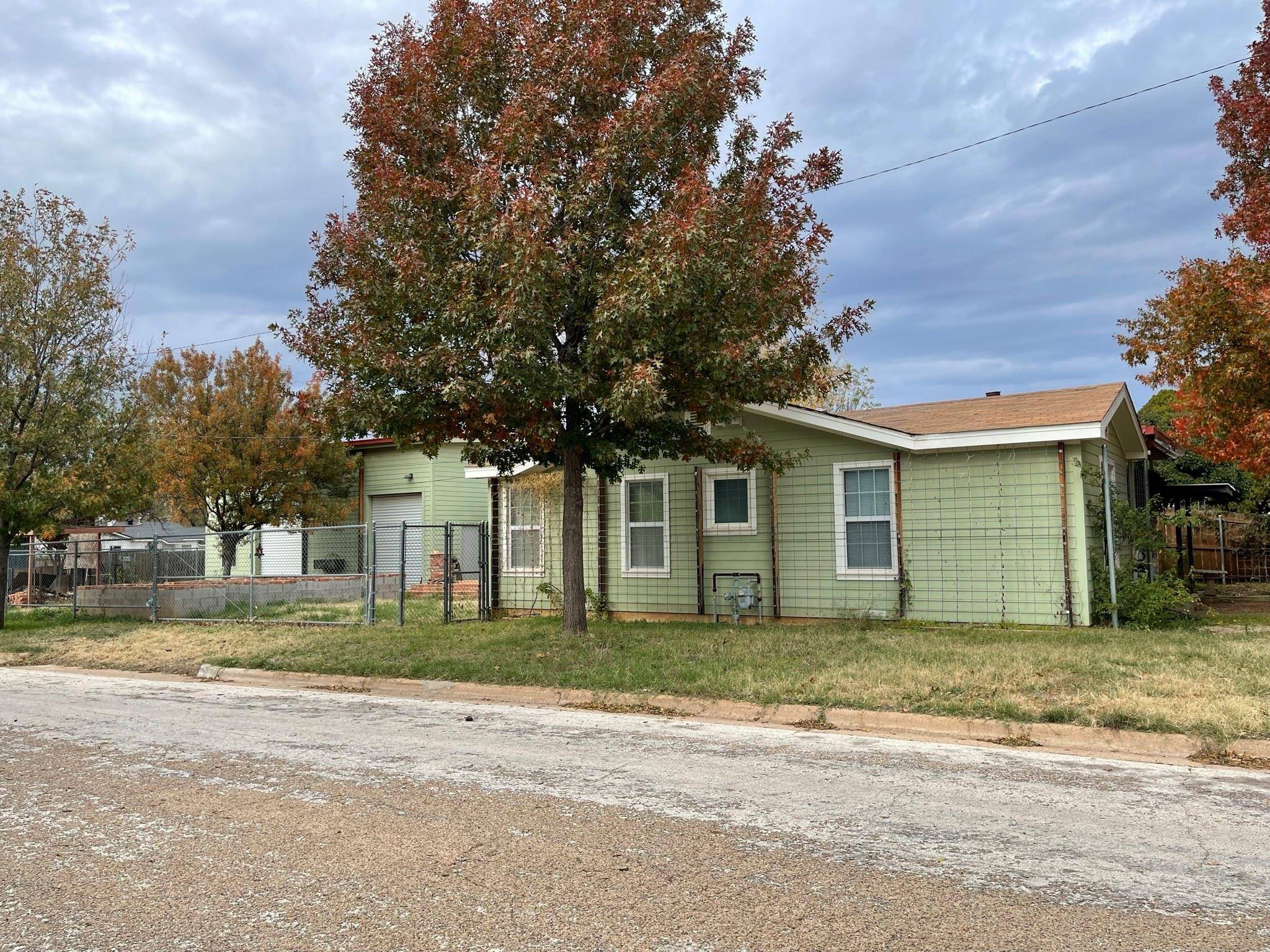 Abilene, TX 79605,1934 Marshall Street