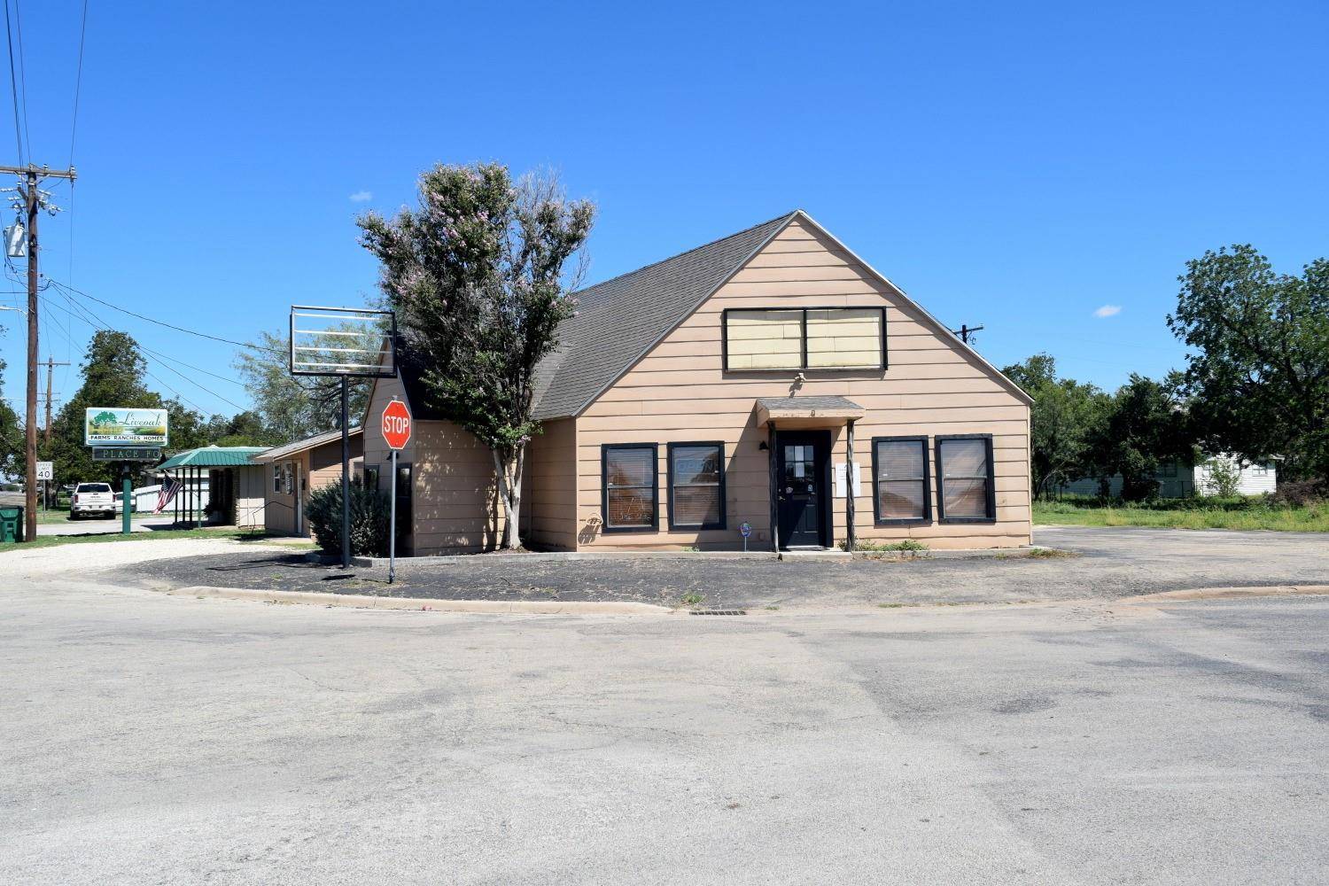 Coleman, TX 76834,1819 S Commercial Avenue