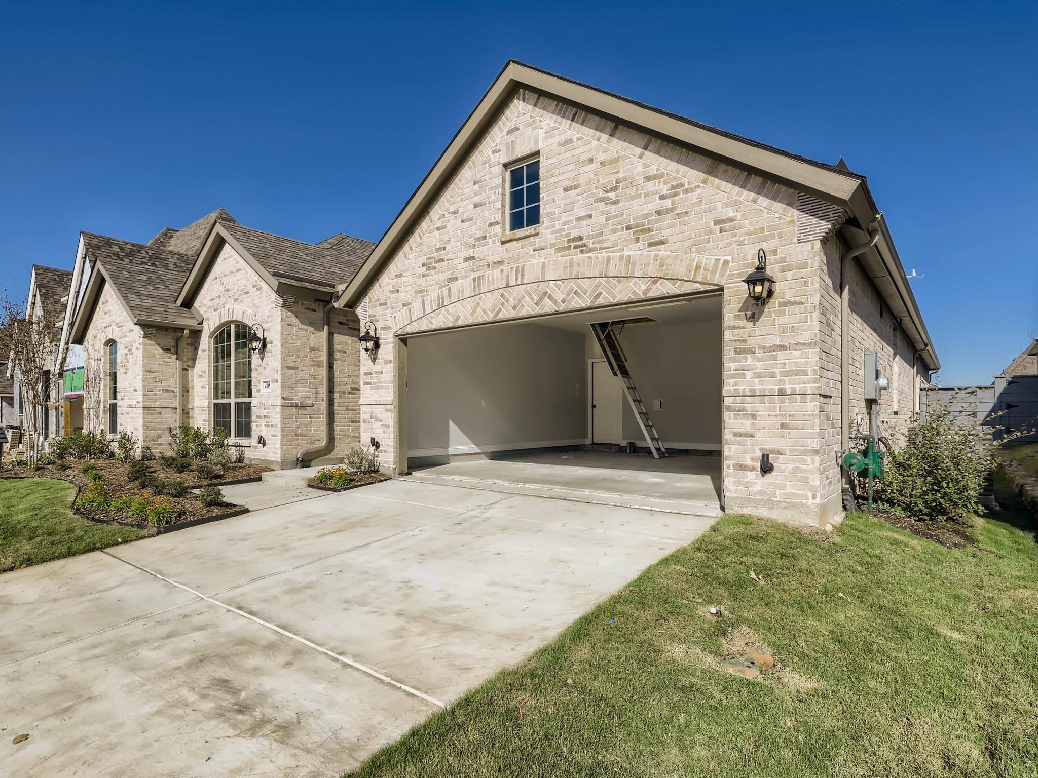 Little Elm, TX 76227,409 Sunnyridge Lane