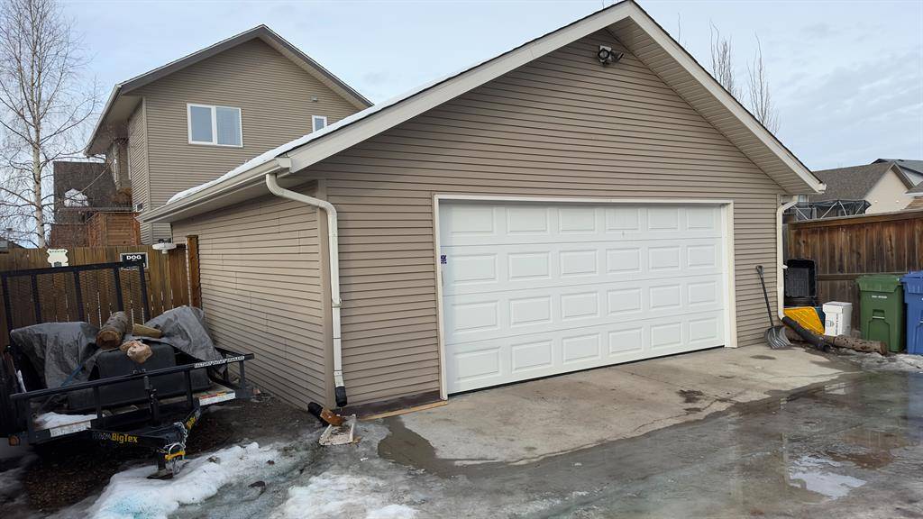 Red Deer, AB T4R 0A8,150 Inkster Close