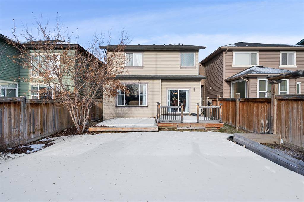 Calgary, AB T3M 0E9,82 auburn bay Close SE