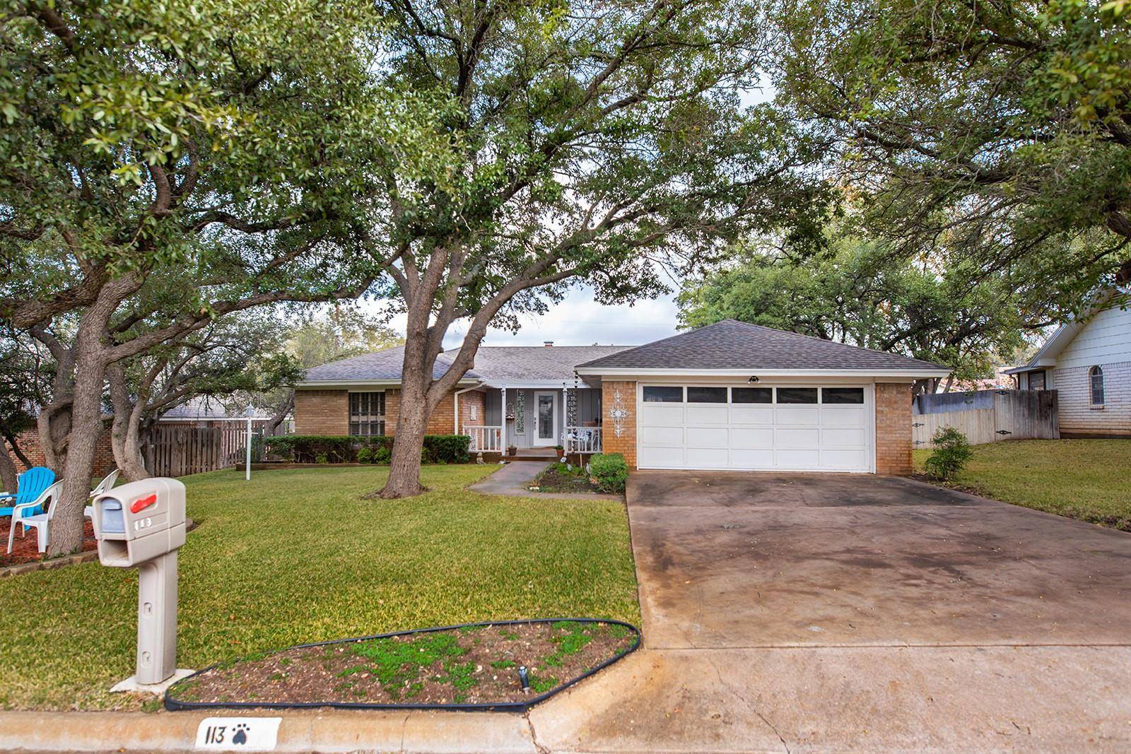 Brady, TX 76825,113 Parkview Drive