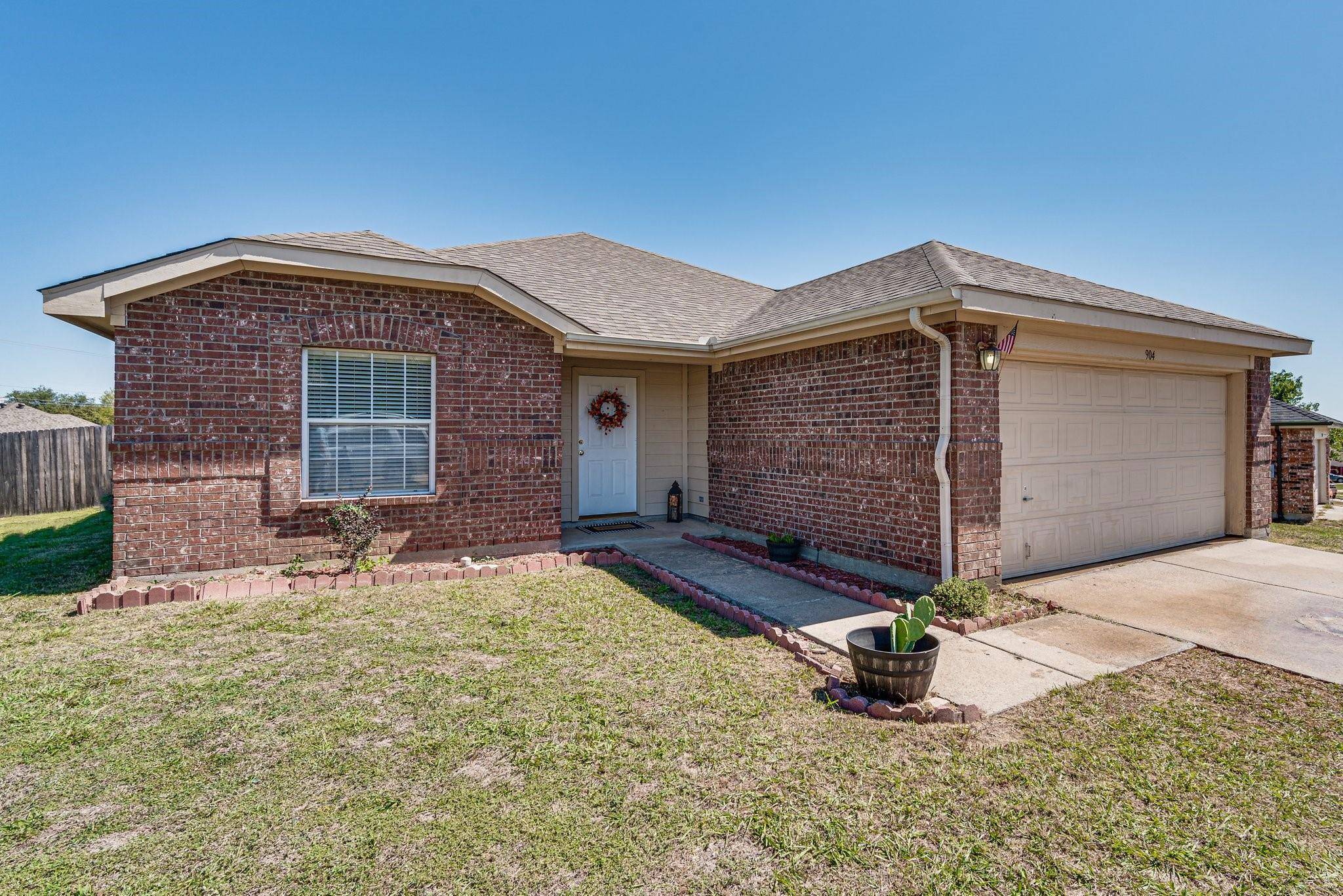 Burleson, TX 76028,904 Beaver Creek Drive