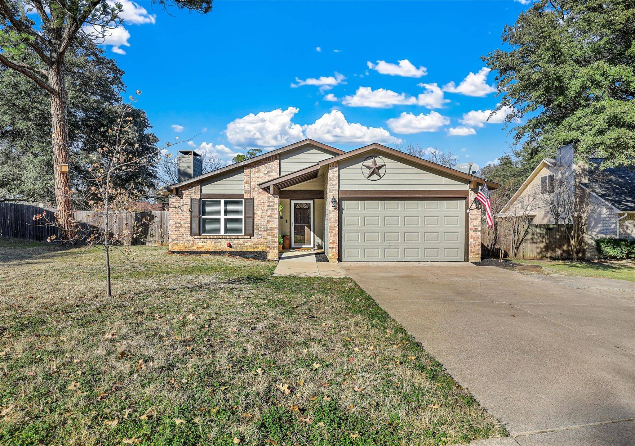 Euless, TX 76039,404 Shelmar Drive