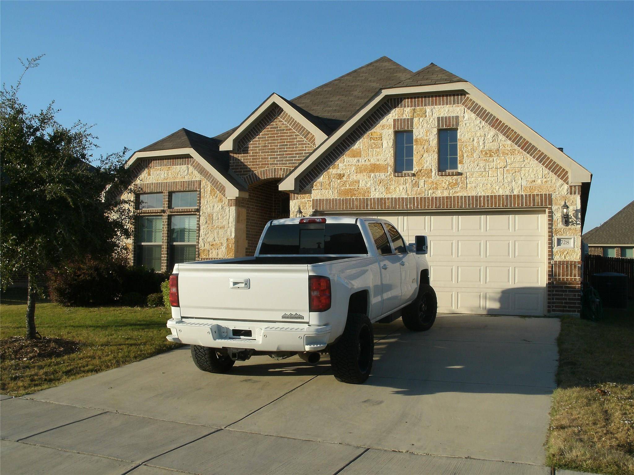 Saginaw, TX 76179,728 Shadow River Drive