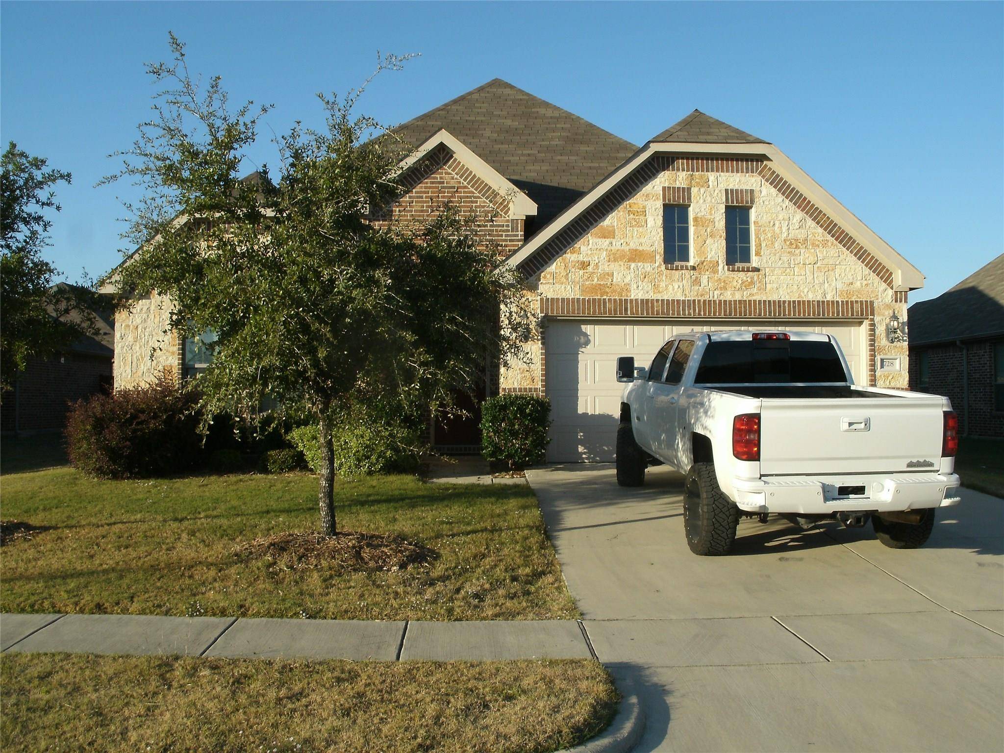 Saginaw, TX 76179,728 Shadow River Drive