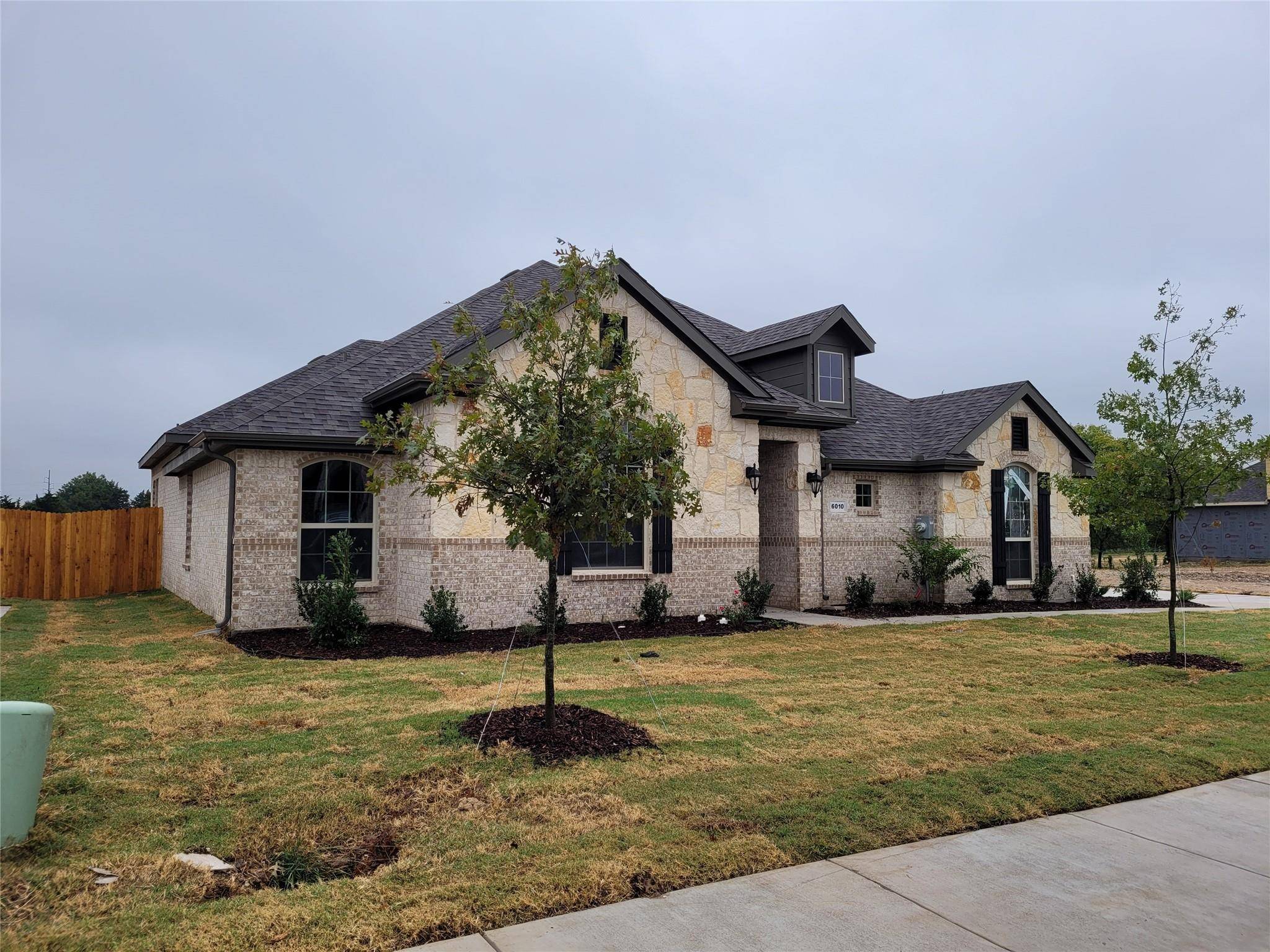 Midlothian, TX 76065,6010 Horizon Drive