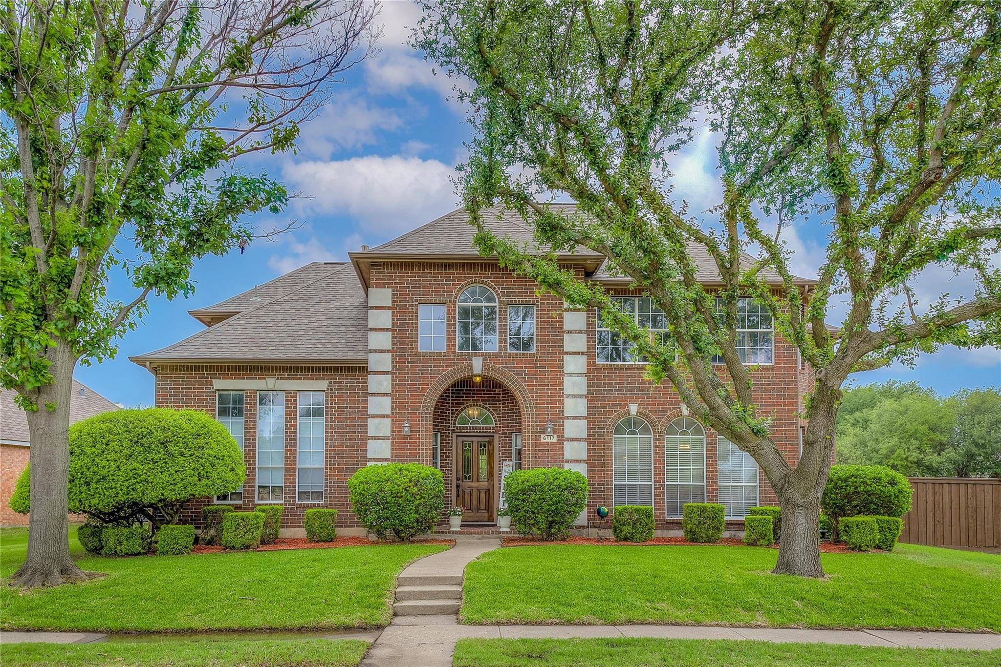 Rowlett, TX 75087,6117 Wimbledon Drive