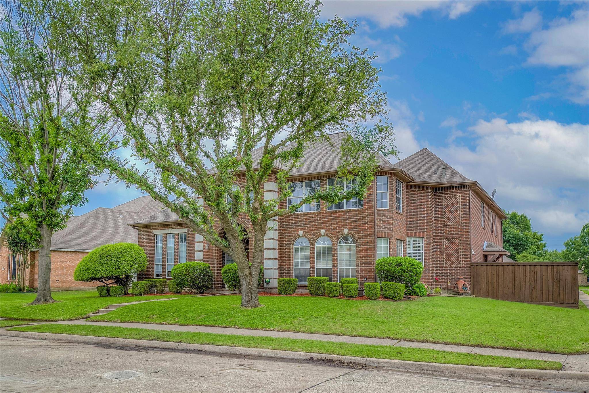 Rowlett, TX 75087,6117 Wimbledon Drive