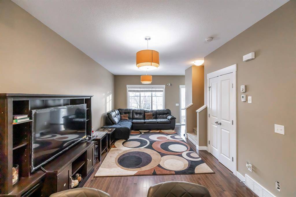 Calgary, AB T3N 0E7,12 Skyview Springs CIR NE