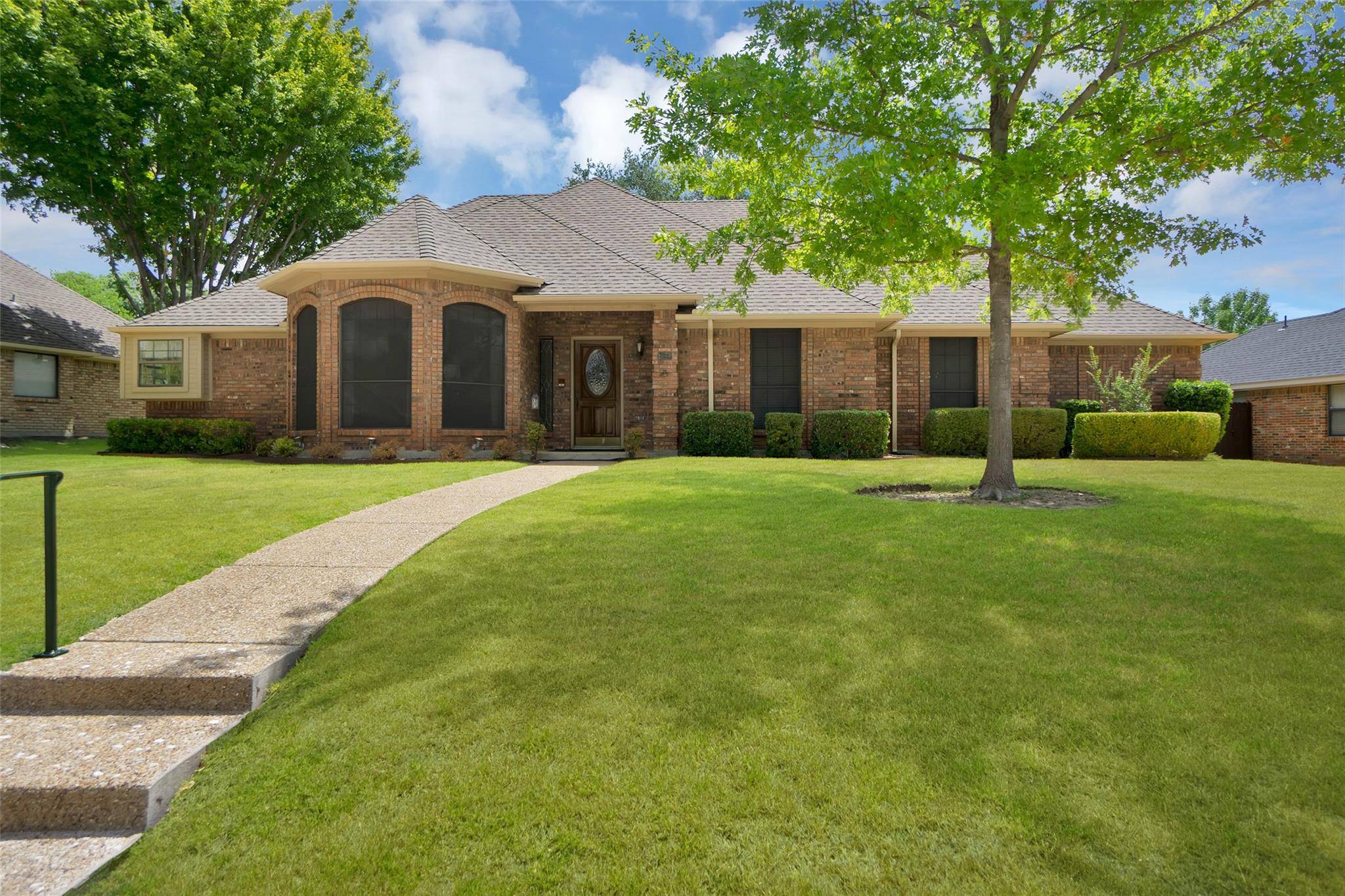 Rockwall, TX 75087,311 S Lakeshore Drive